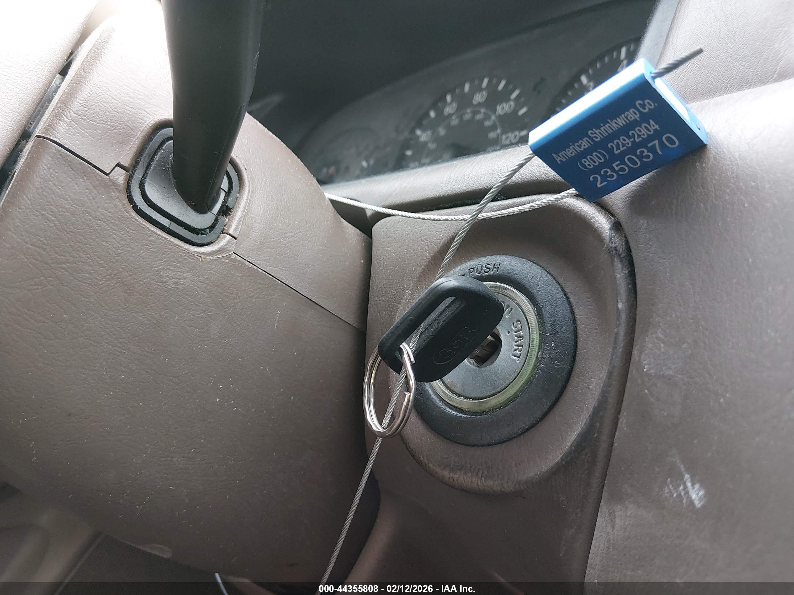 TOYOTA CAMRY image 11