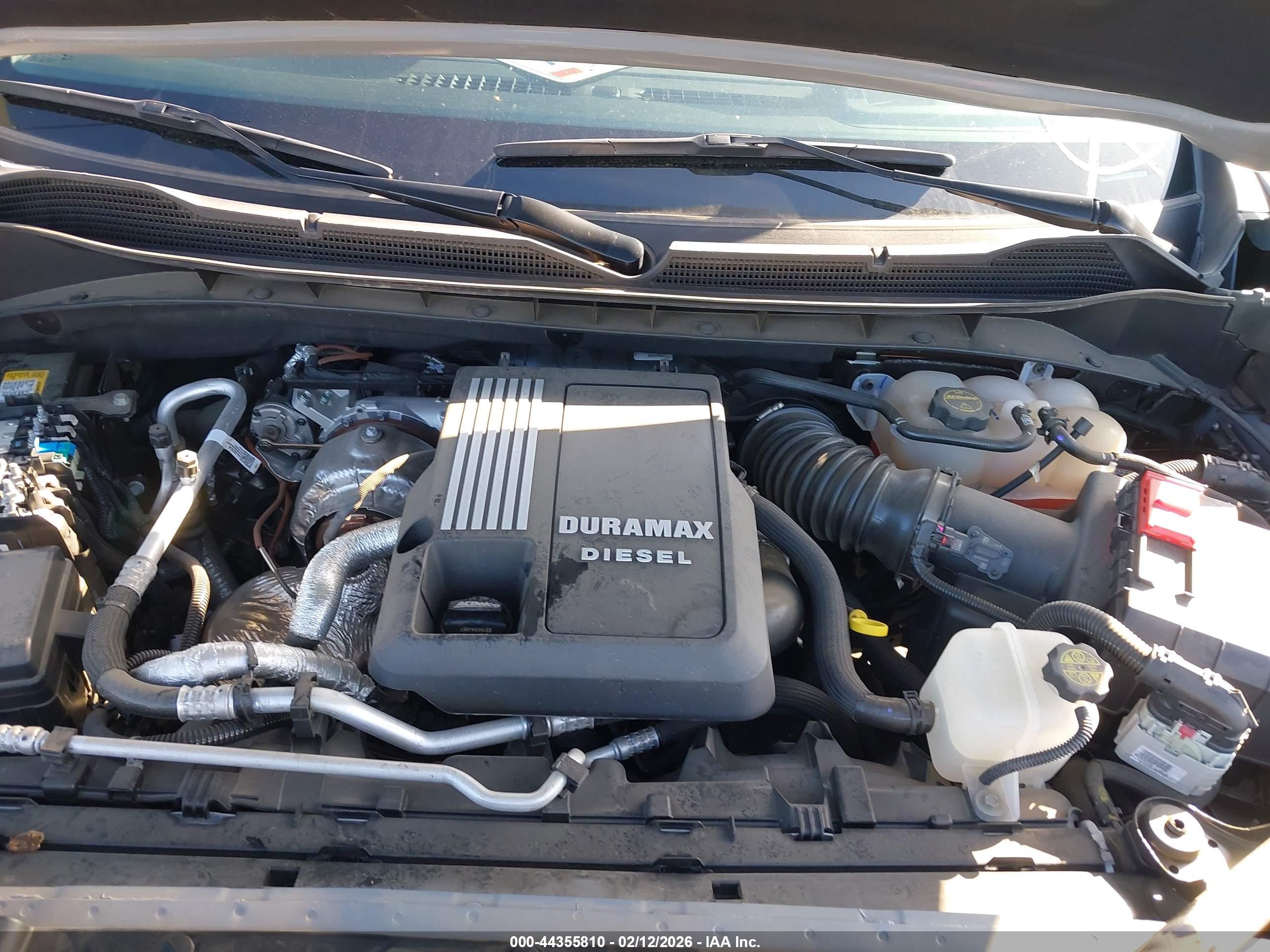 CHEVROLET SILVERADO image 10
