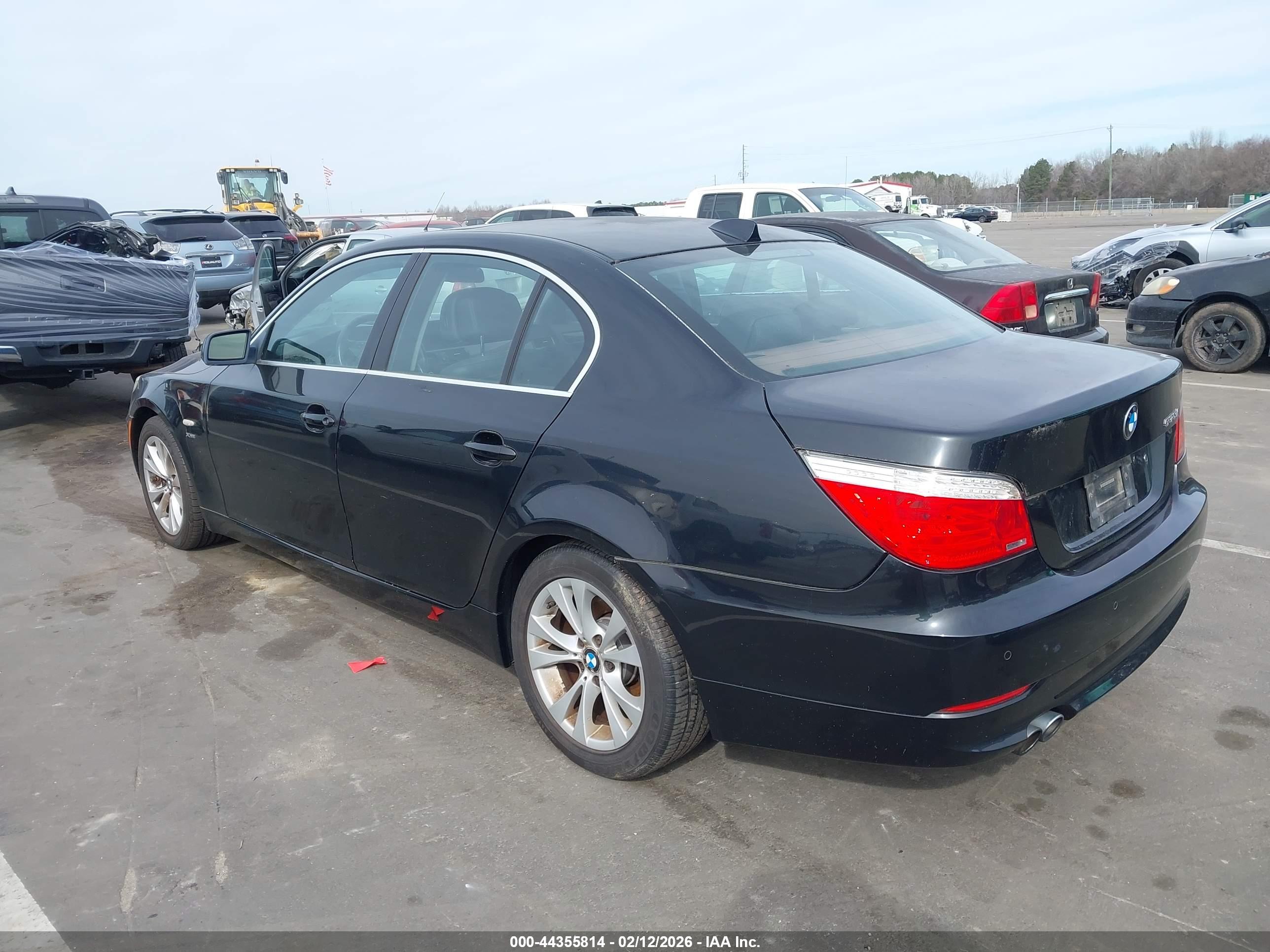 BMW 535I image 3