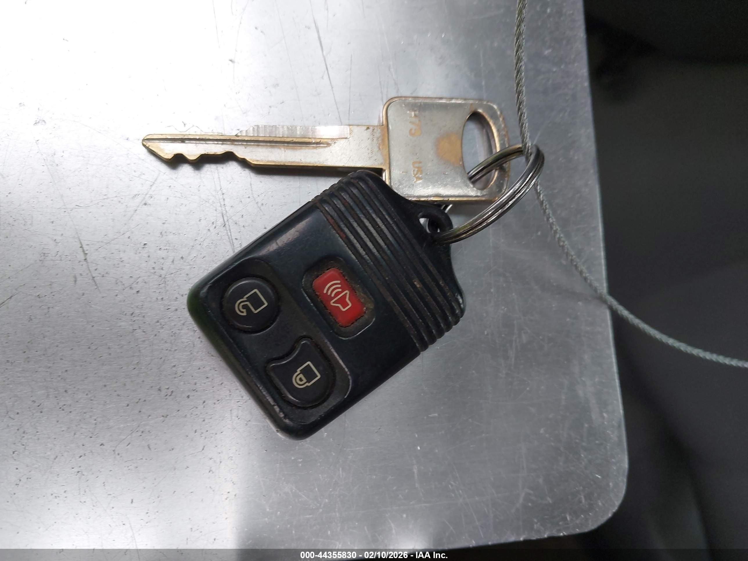 FORD E-350 image 11