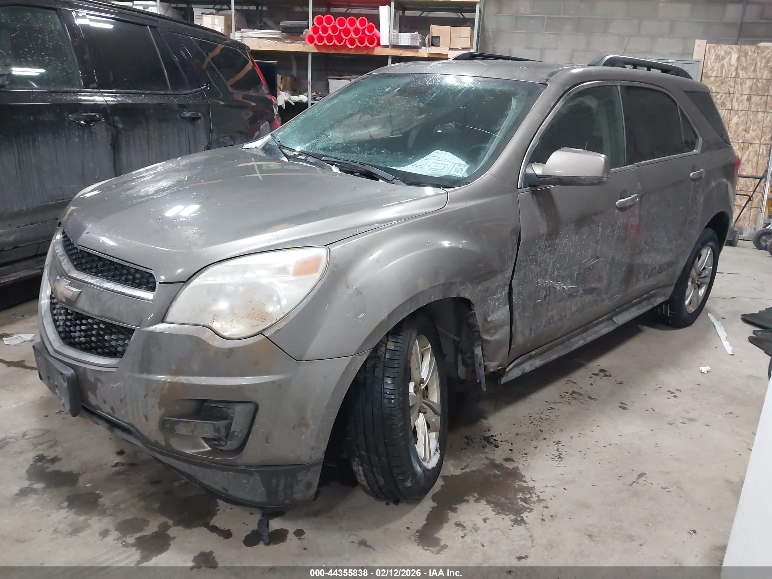 CHEVROLET EQUINOX image 2