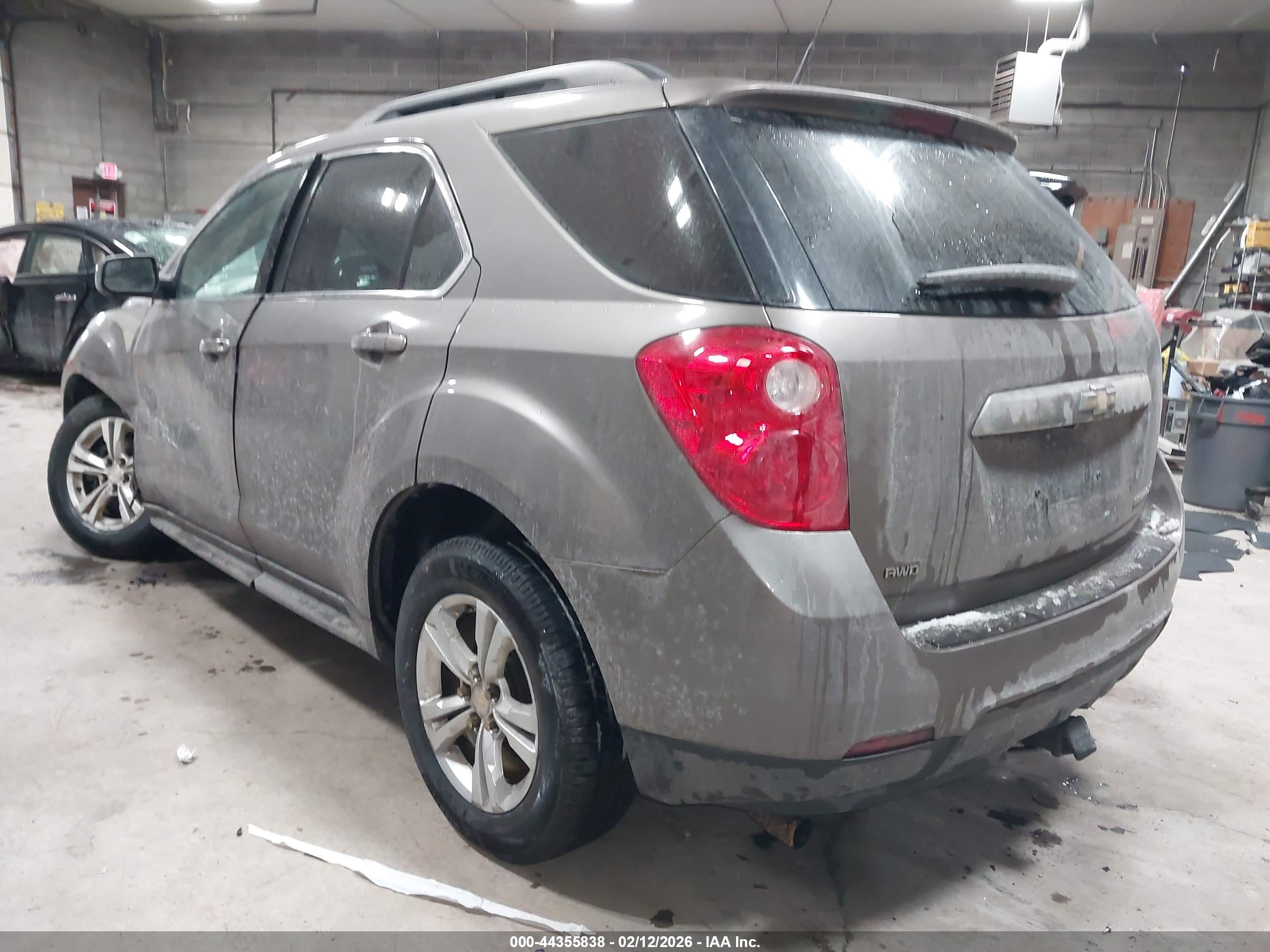 CHEVROLET EQUINOX image 3