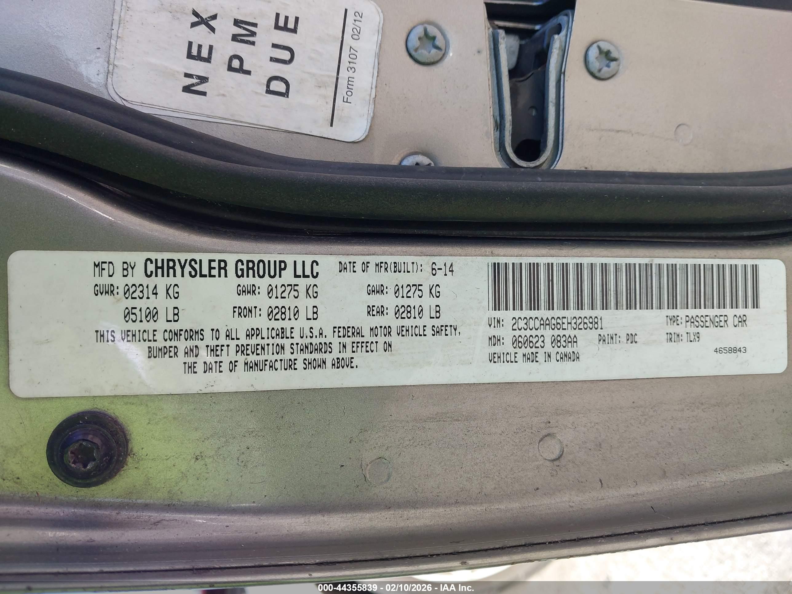 CHRYSLER 300 image 9