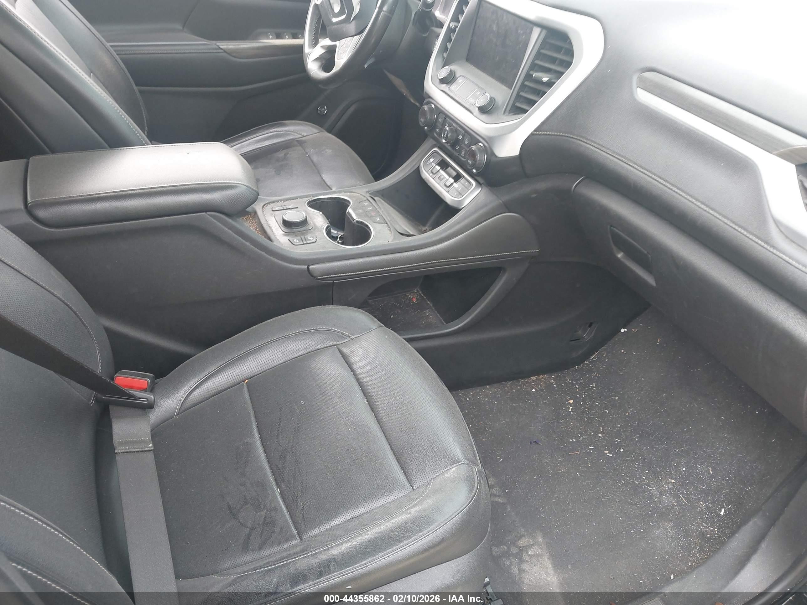 GMC ACADIA image 5