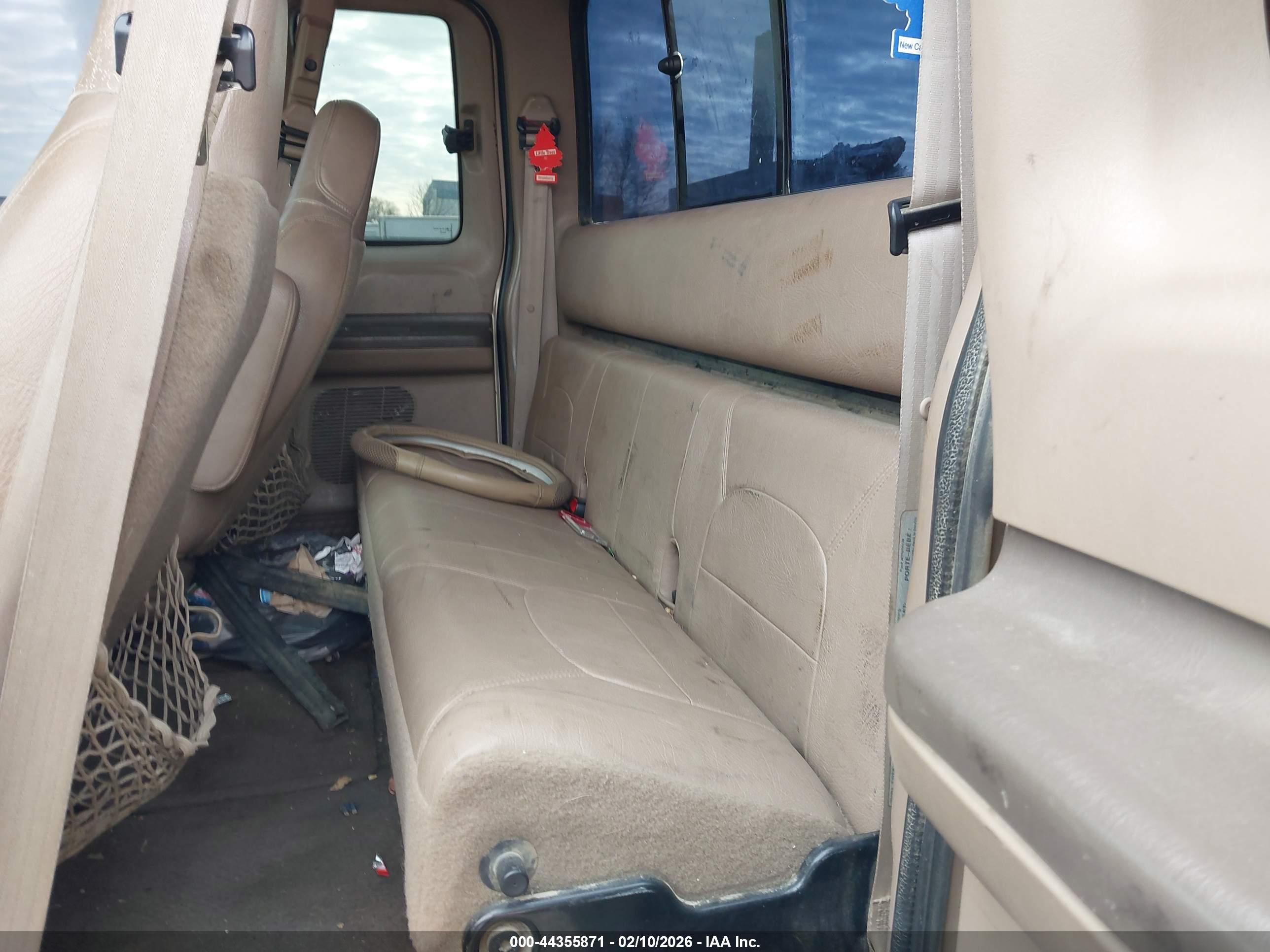 FORD F-250 image 8