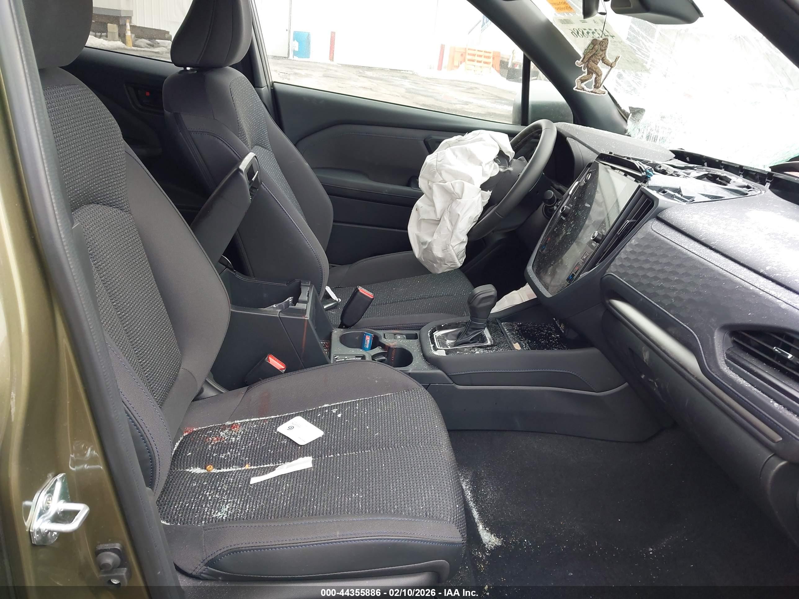 SUBARU FORESTER image 5