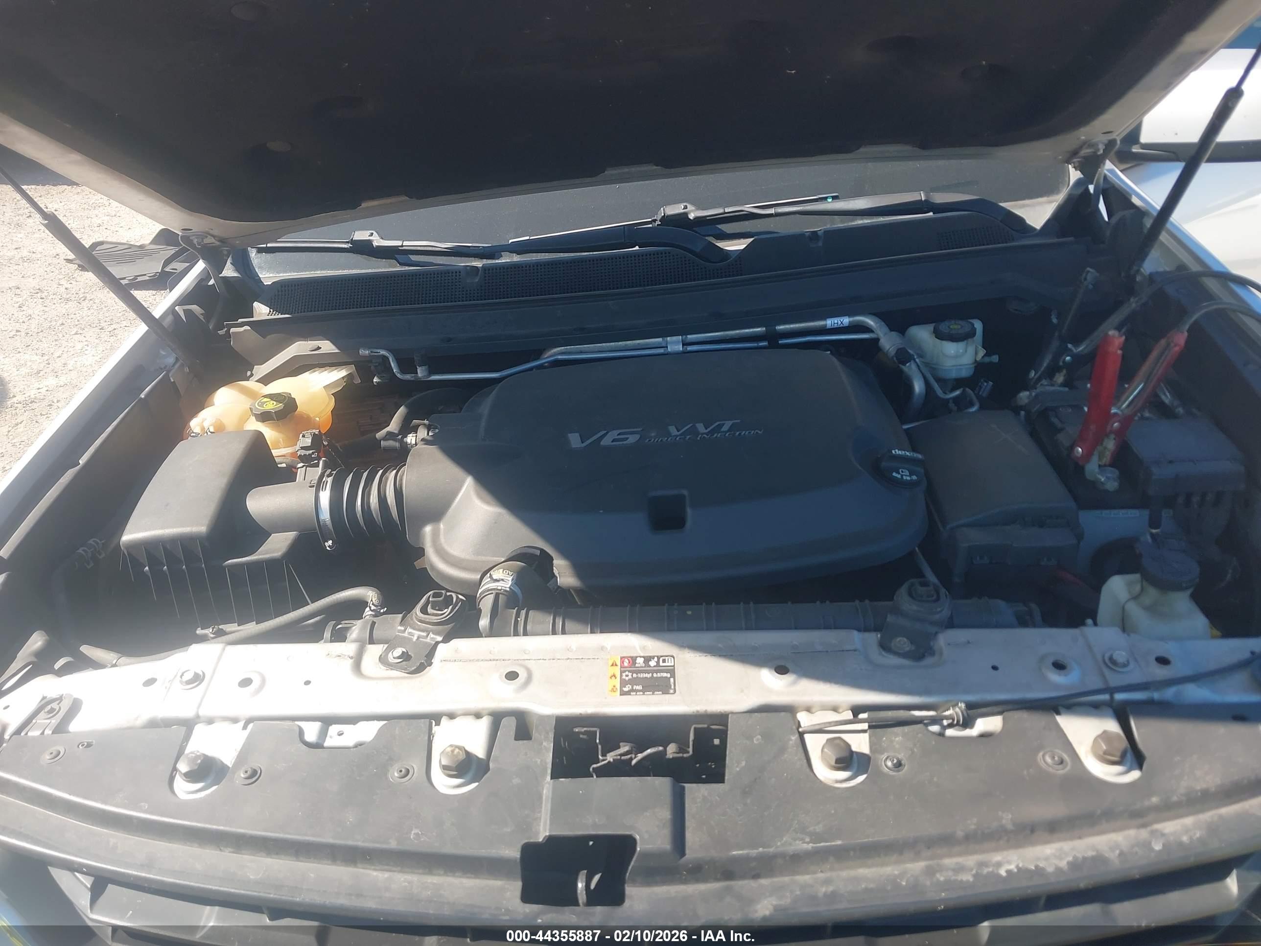 CHEVROLET COLORADO image 10