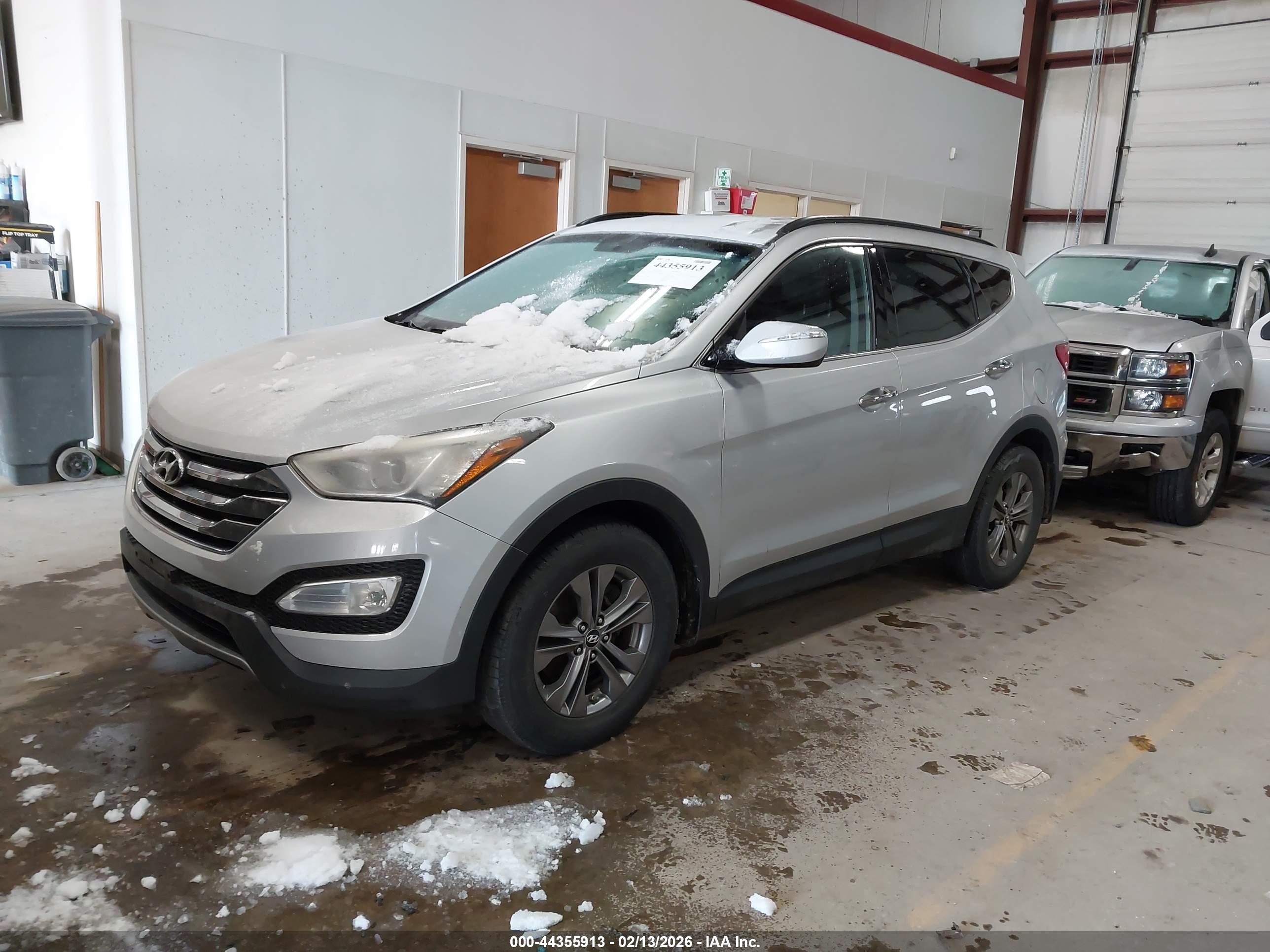 HYUNDAI SANTA image 2