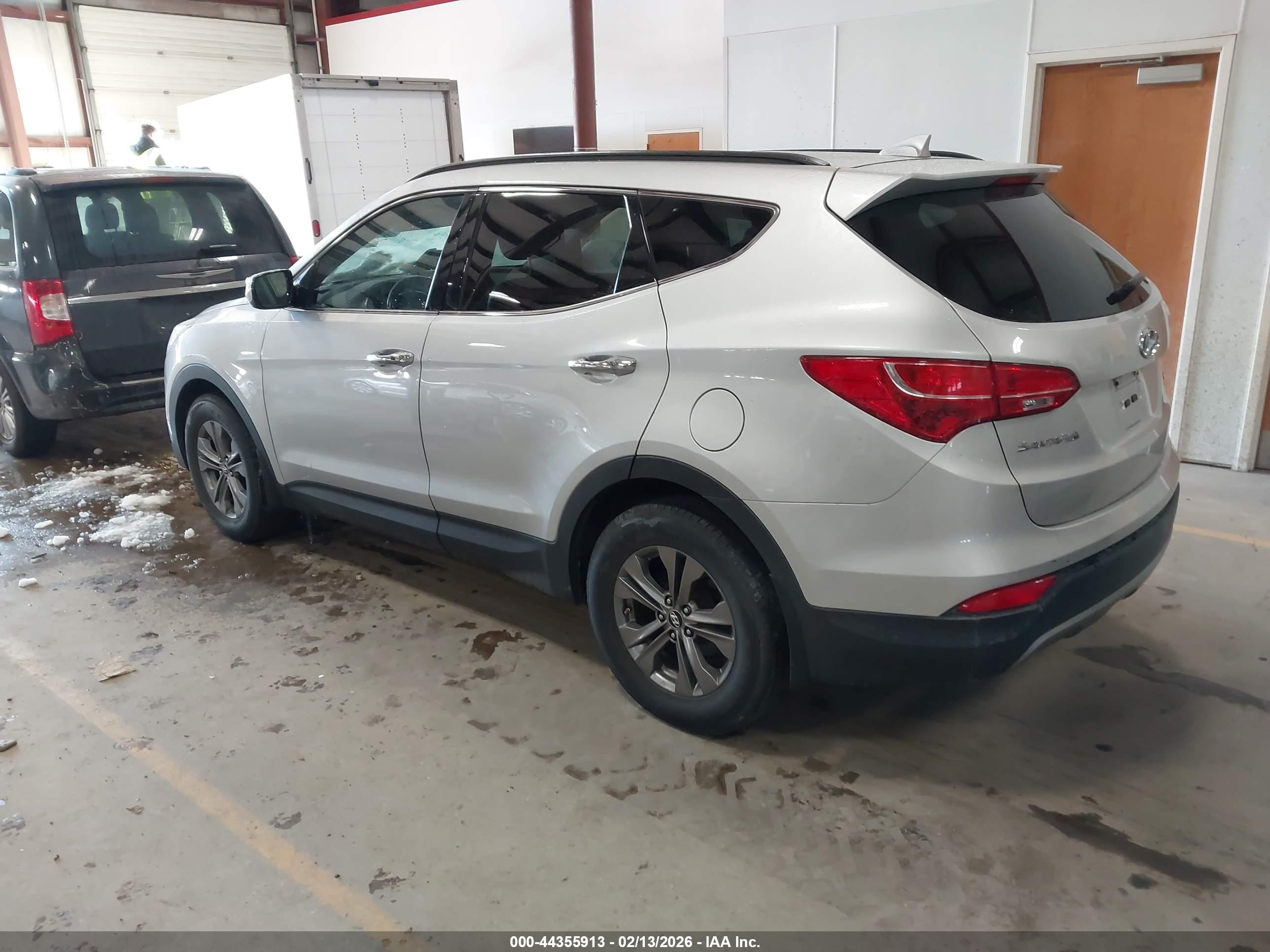 HYUNDAI SANTA image 3