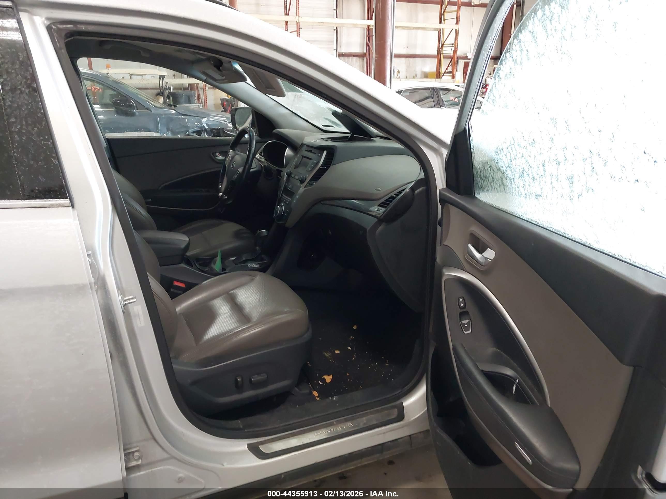 HYUNDAI SANTA image 5