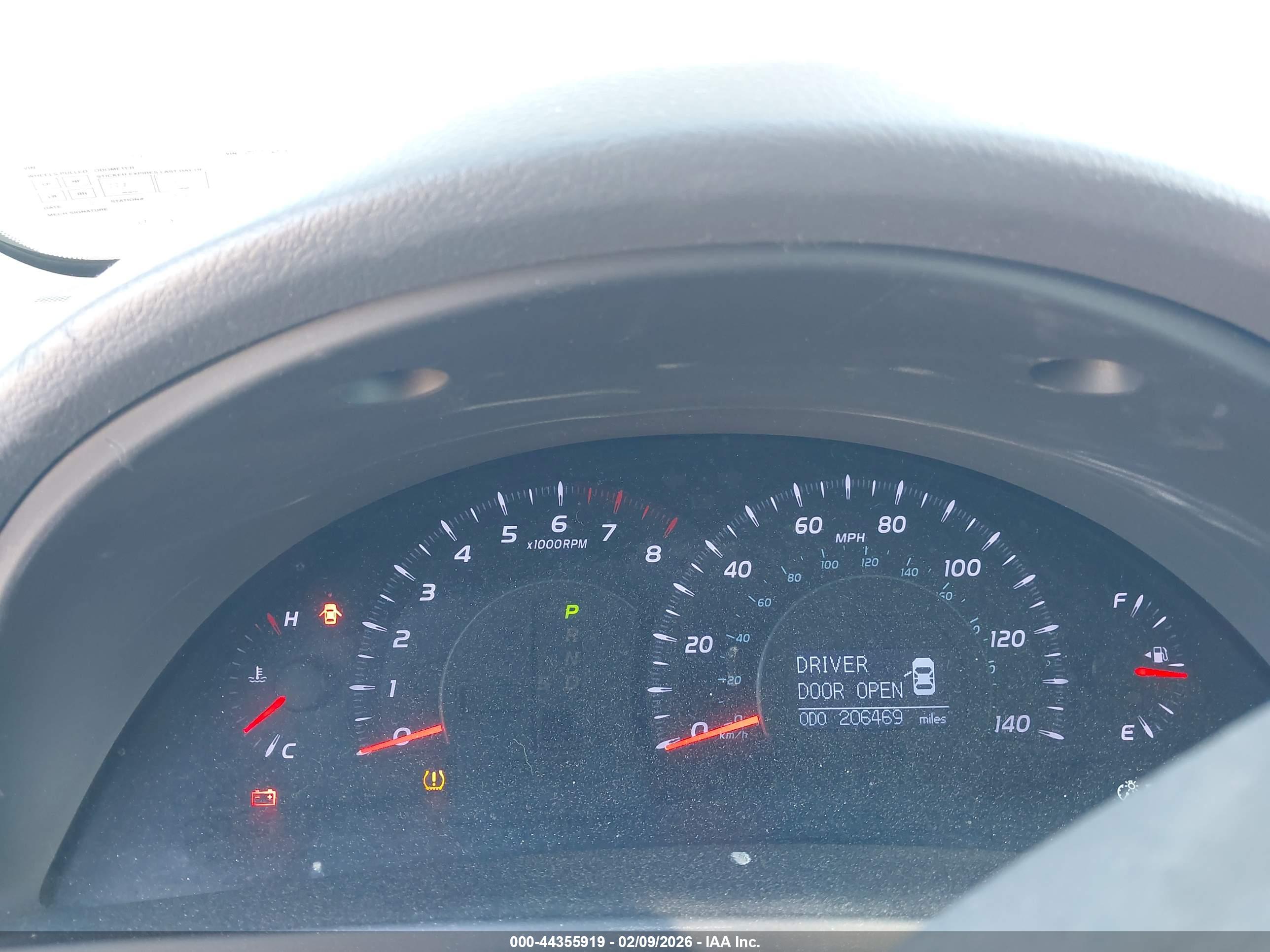 TOYOTA CAMRY image 7