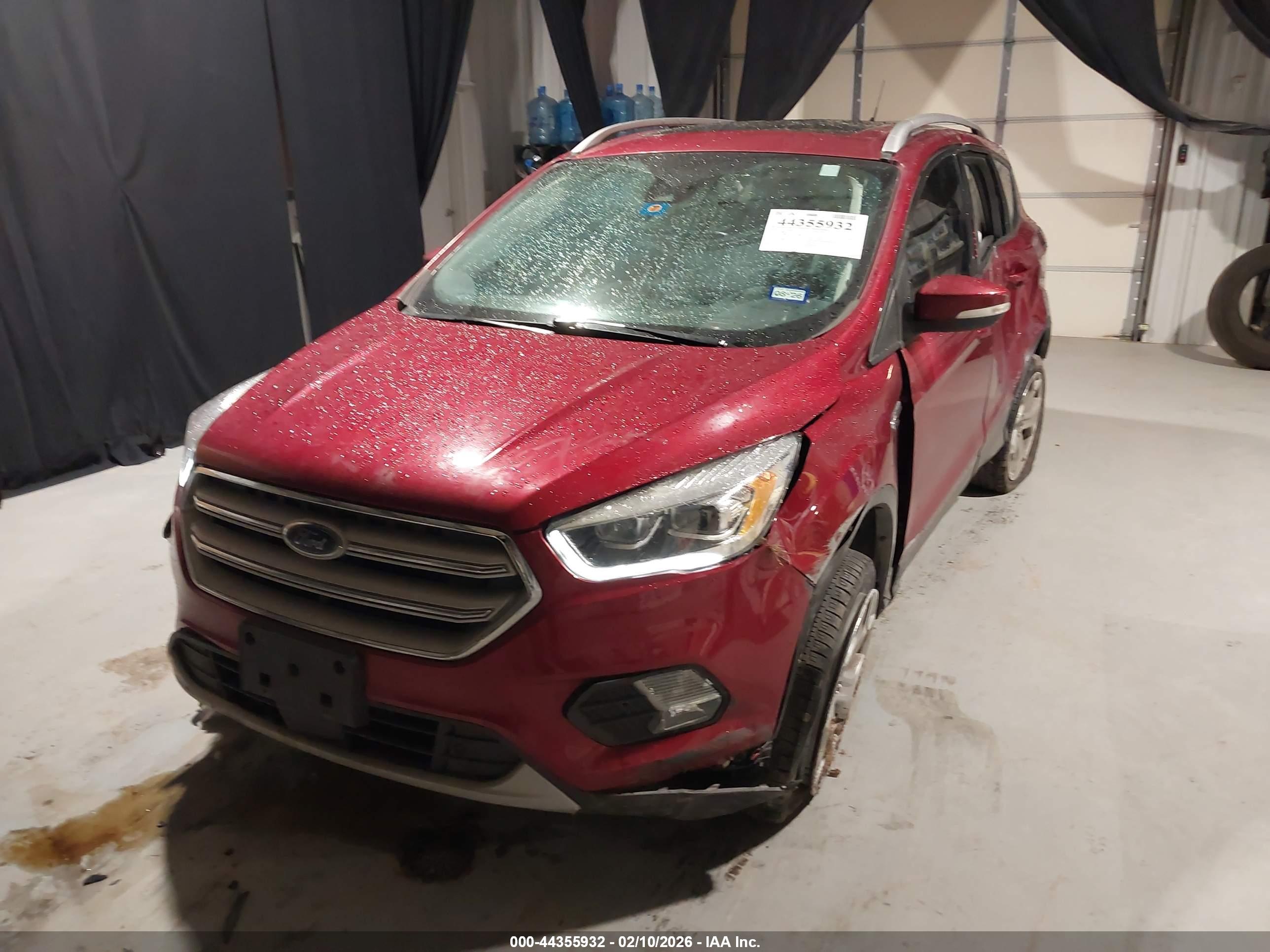 FORD ESCAPE image 2