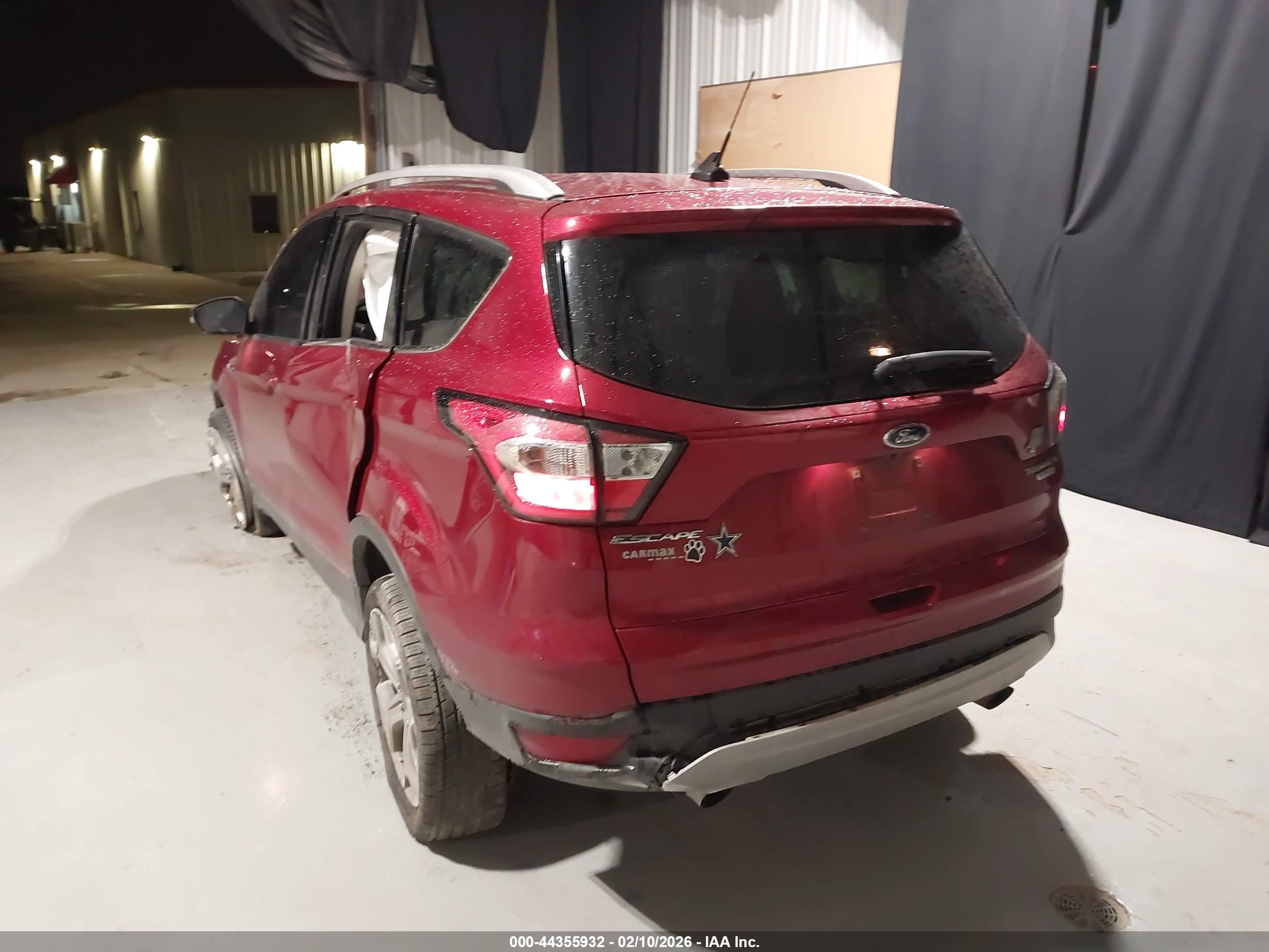 FORD ESCAPE image 3