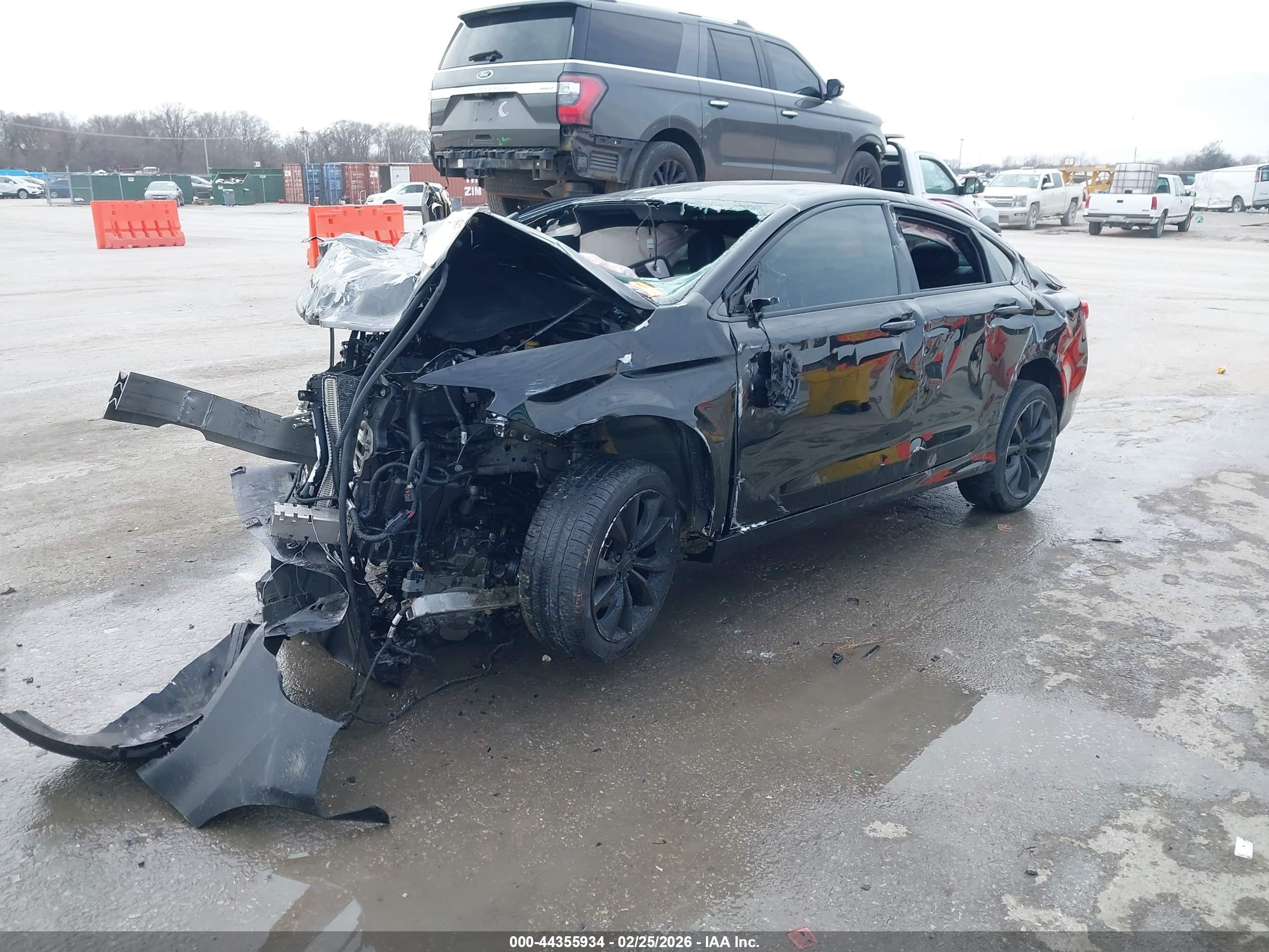 CHRYSLER 200 image 2