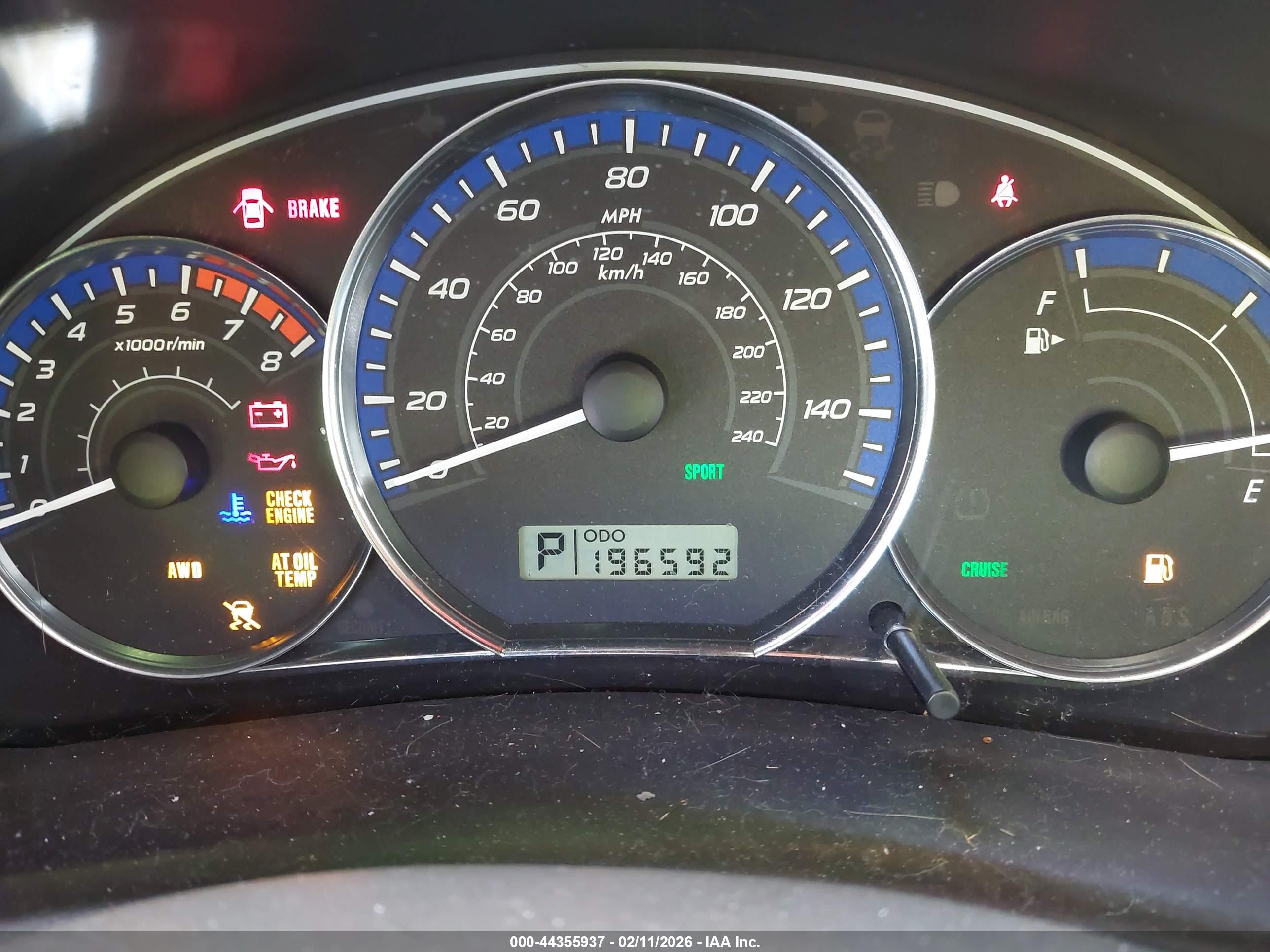SUBARU FORESTER image 7