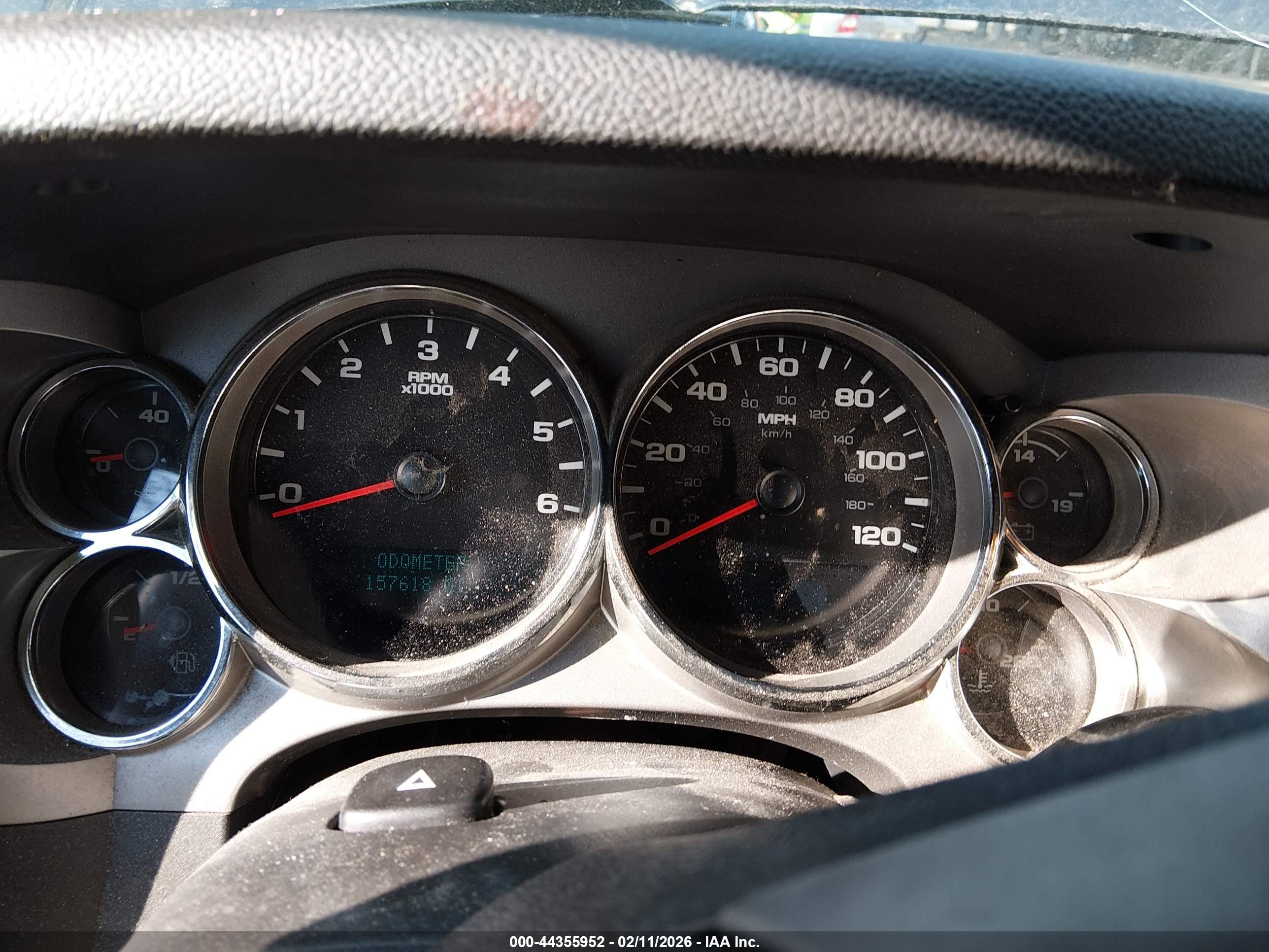 CHEVROLET SILVERADO image 7