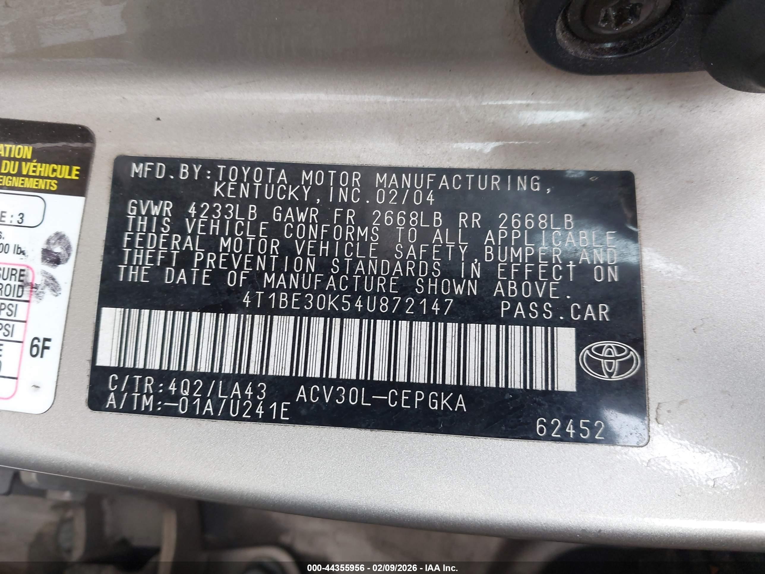 TOYOTA CAMRY image 9