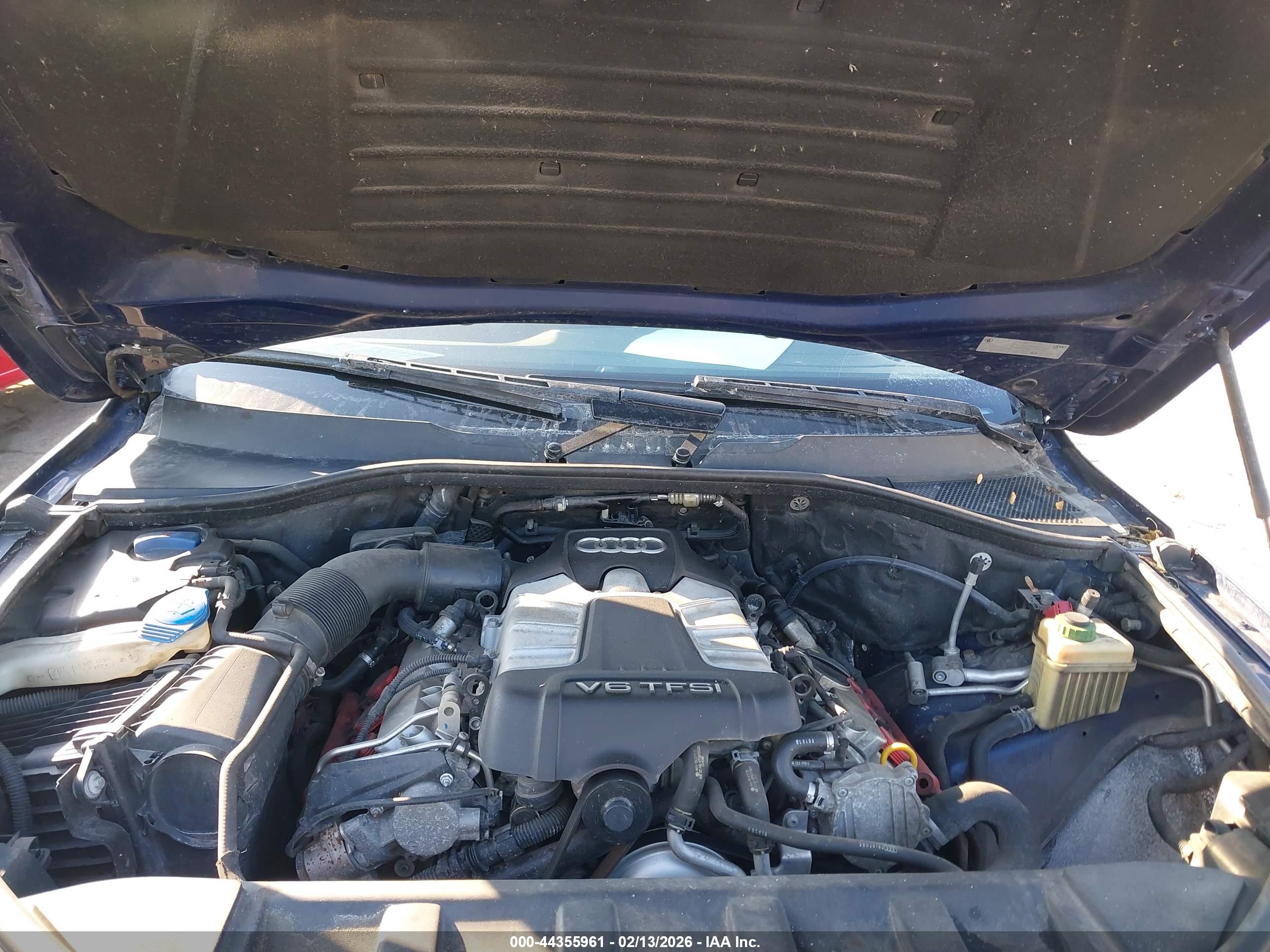 AUDI Q7 image 10