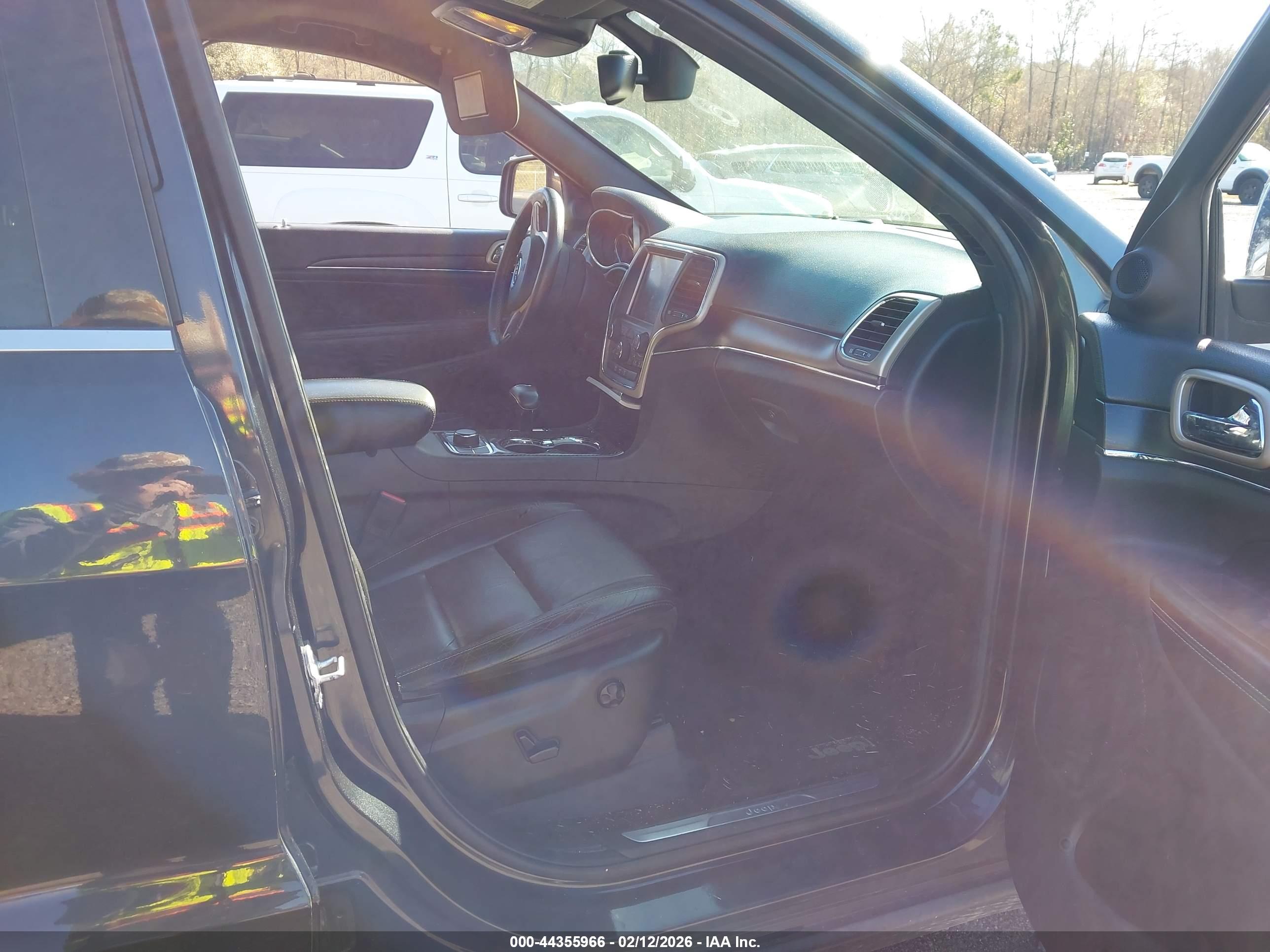 JEEP GRAND image 5