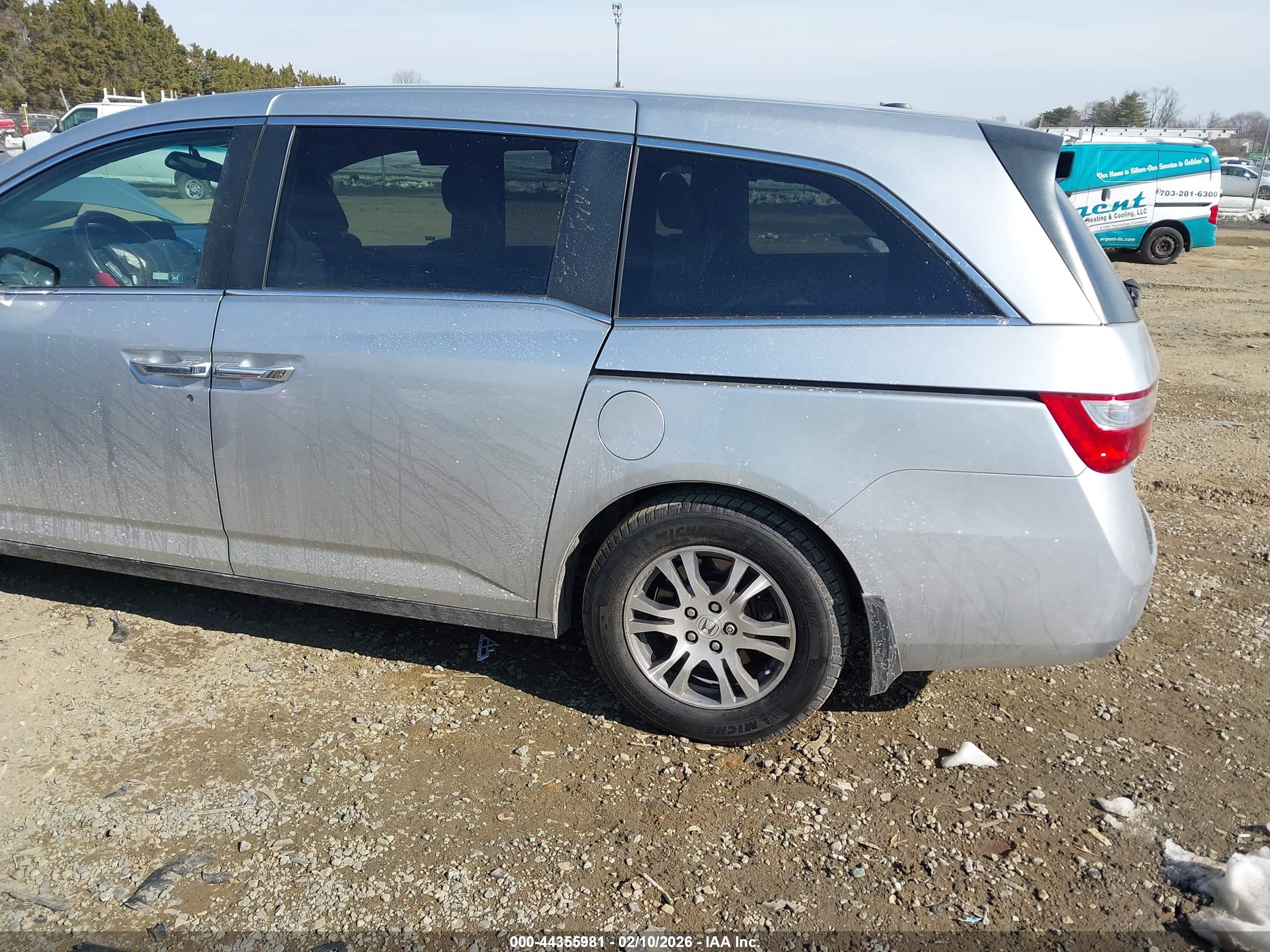 HONDA ODYSSEY image 3
