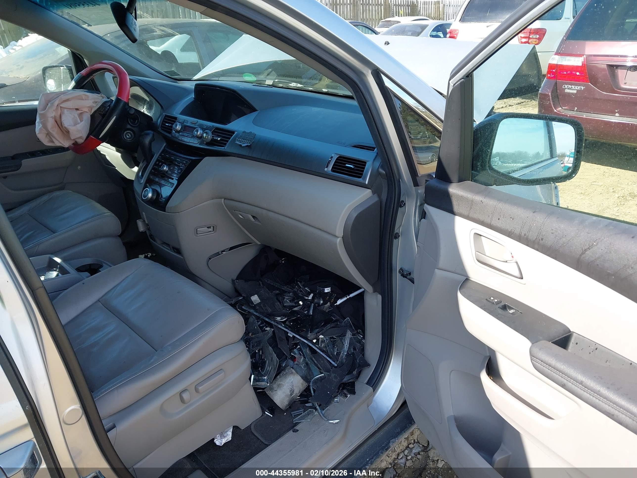 HONDA ODYSSEY image 5