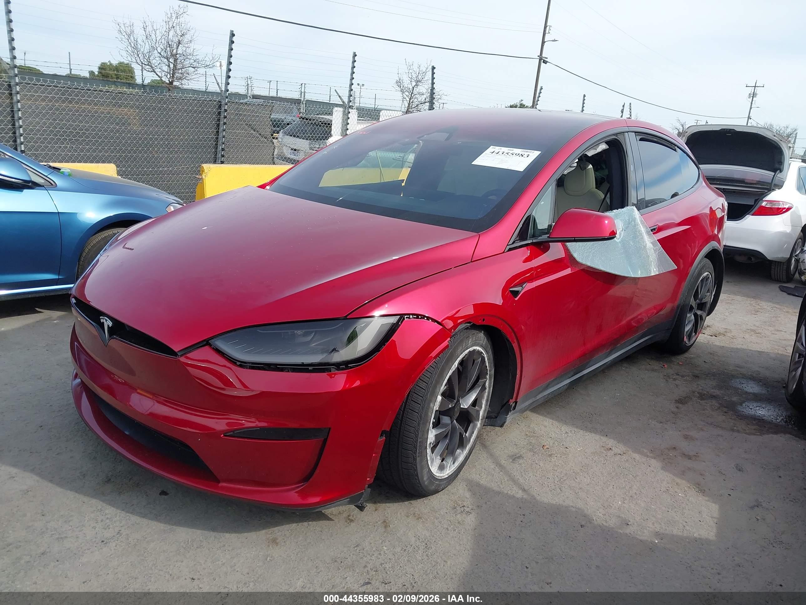 TESLA MODEL image 2