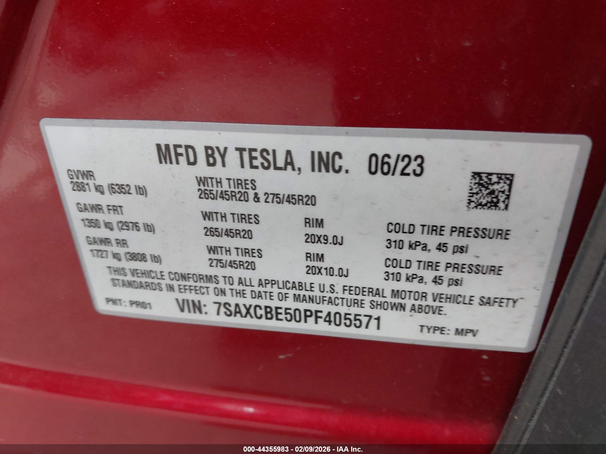 TESLA MODEL image 9