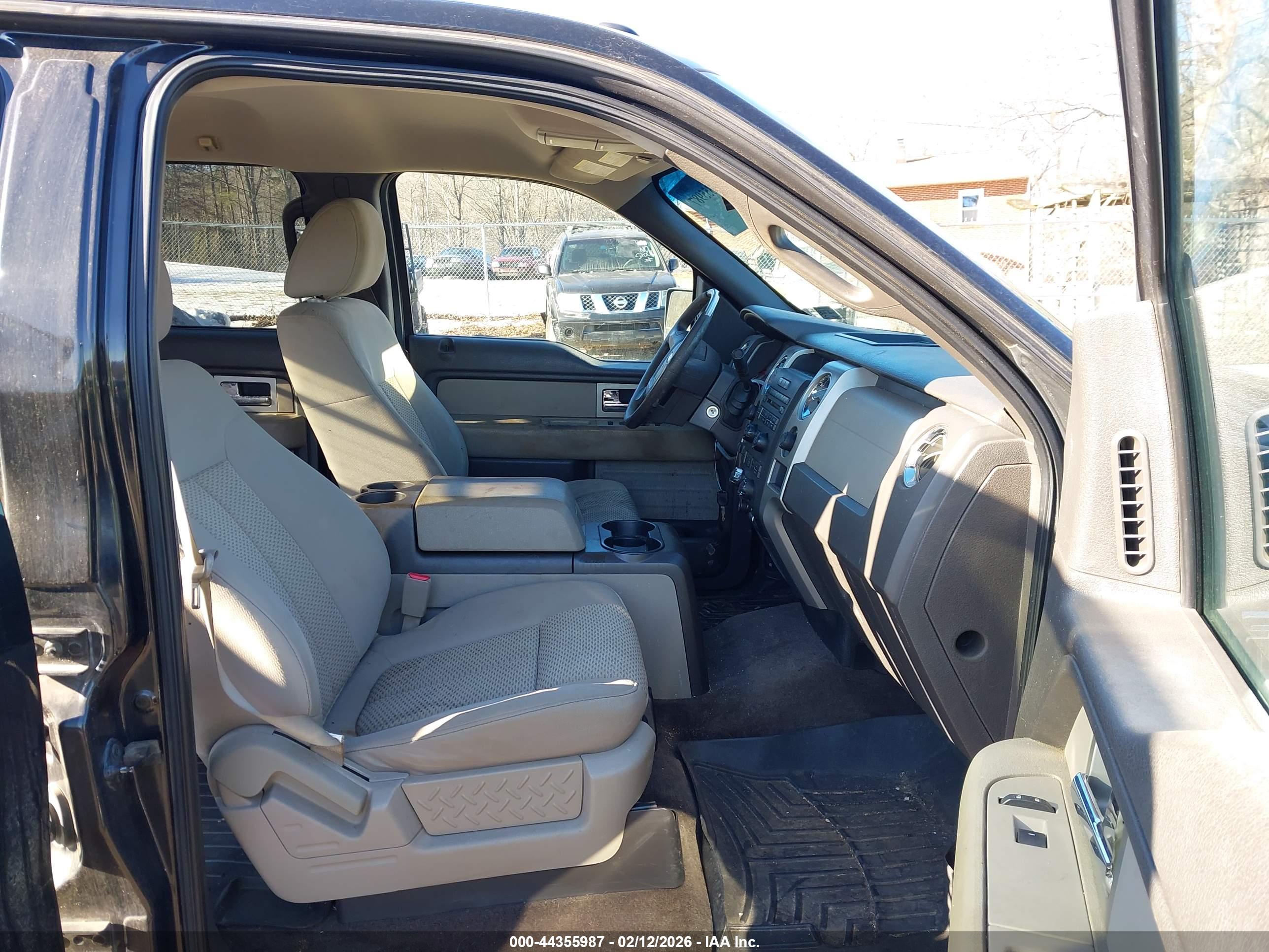FORD F-150 image 5