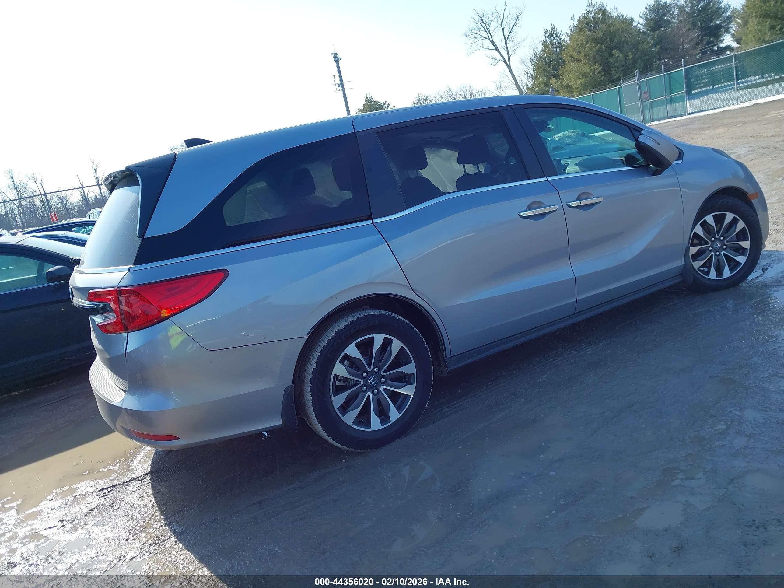 HONDA ODYSSEY image 4