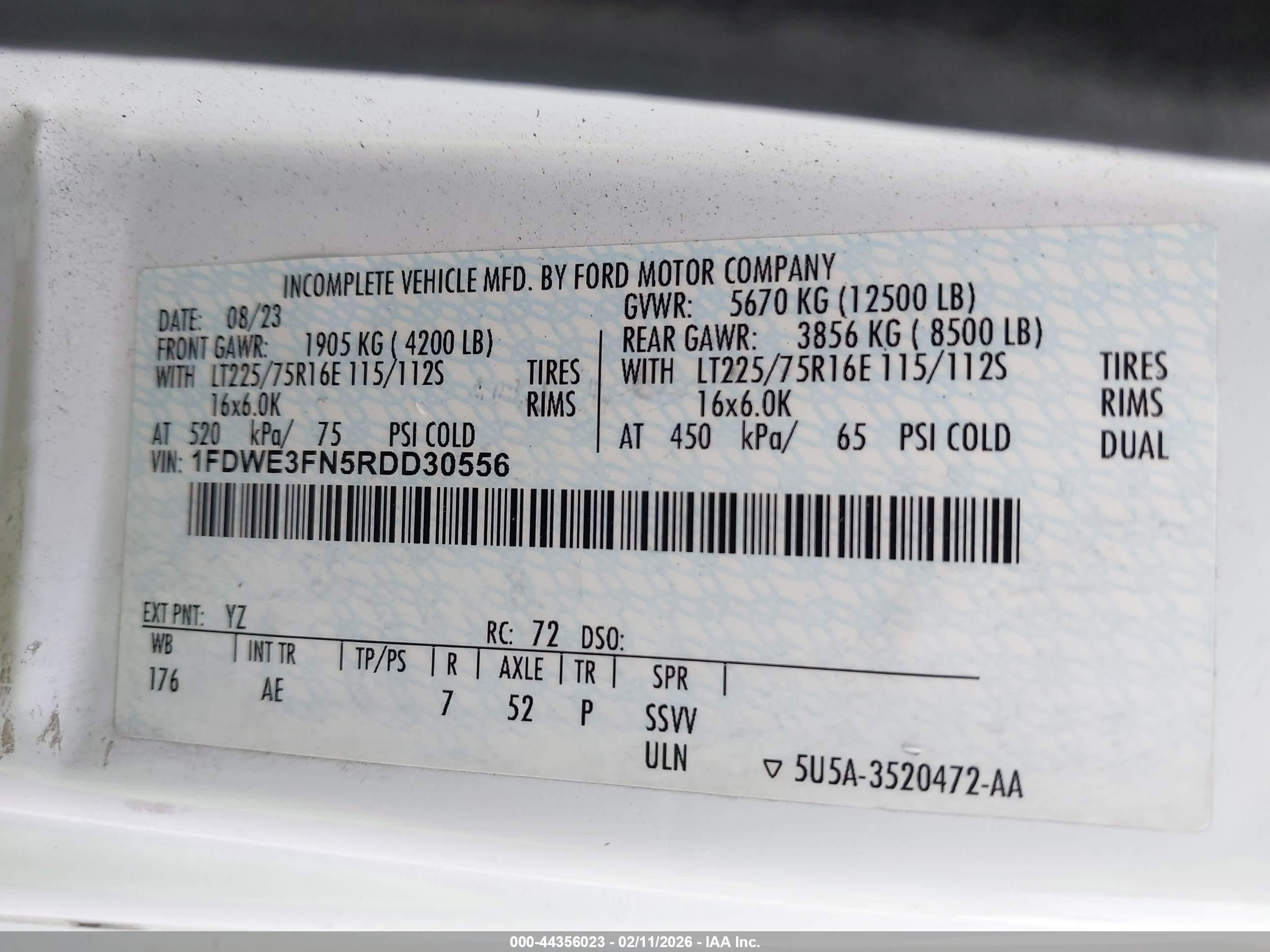 FORD E-350 image 9