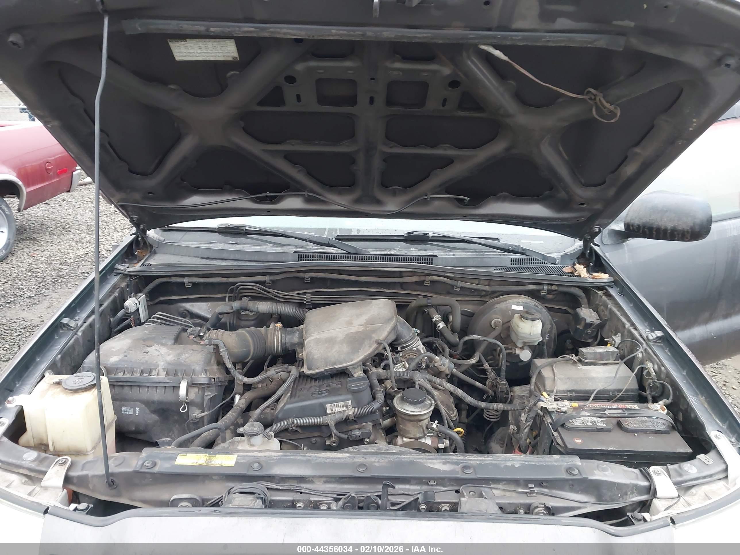 TOYOTA TACOMA image 10