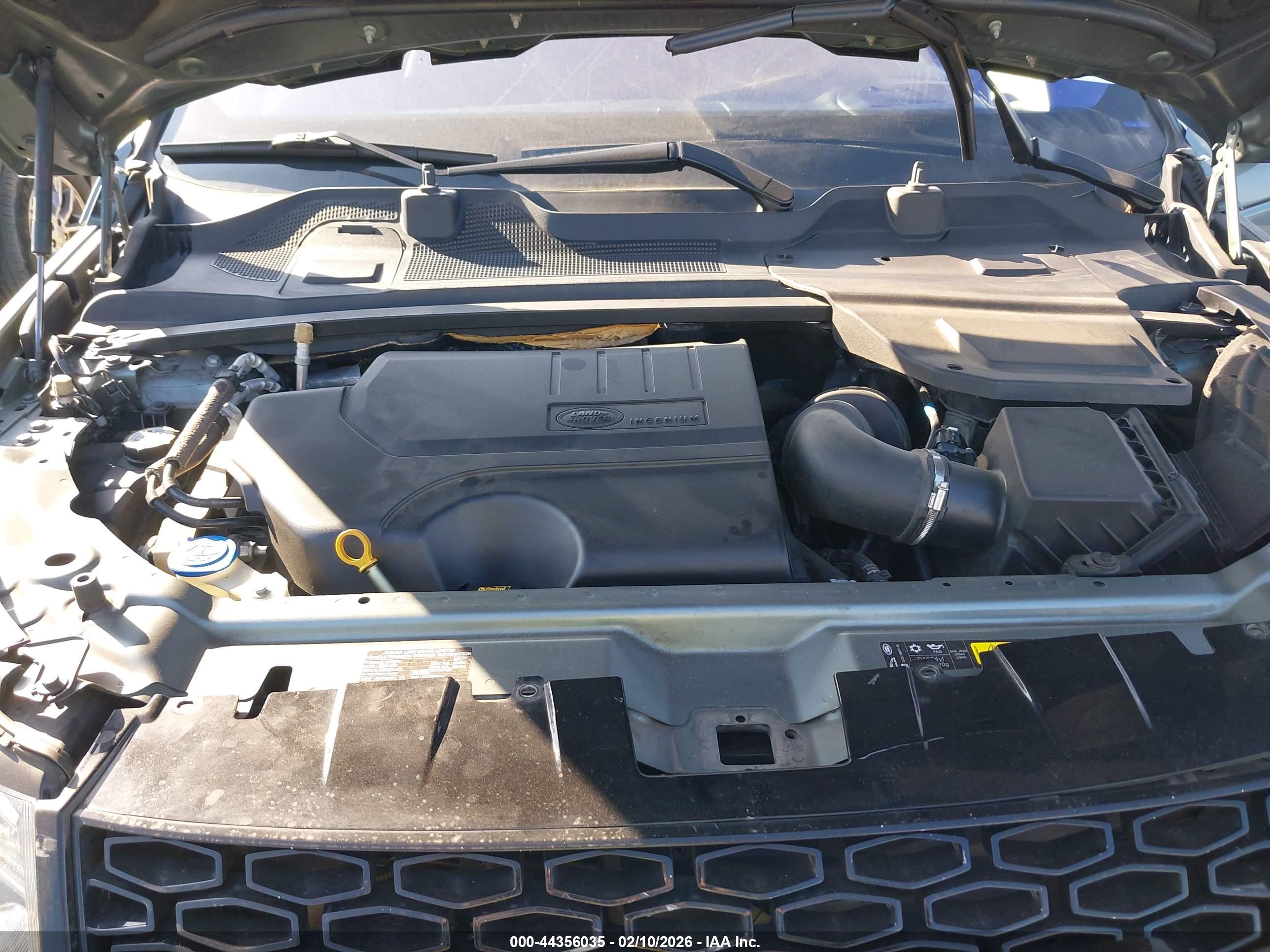 LAND ROVER image 10