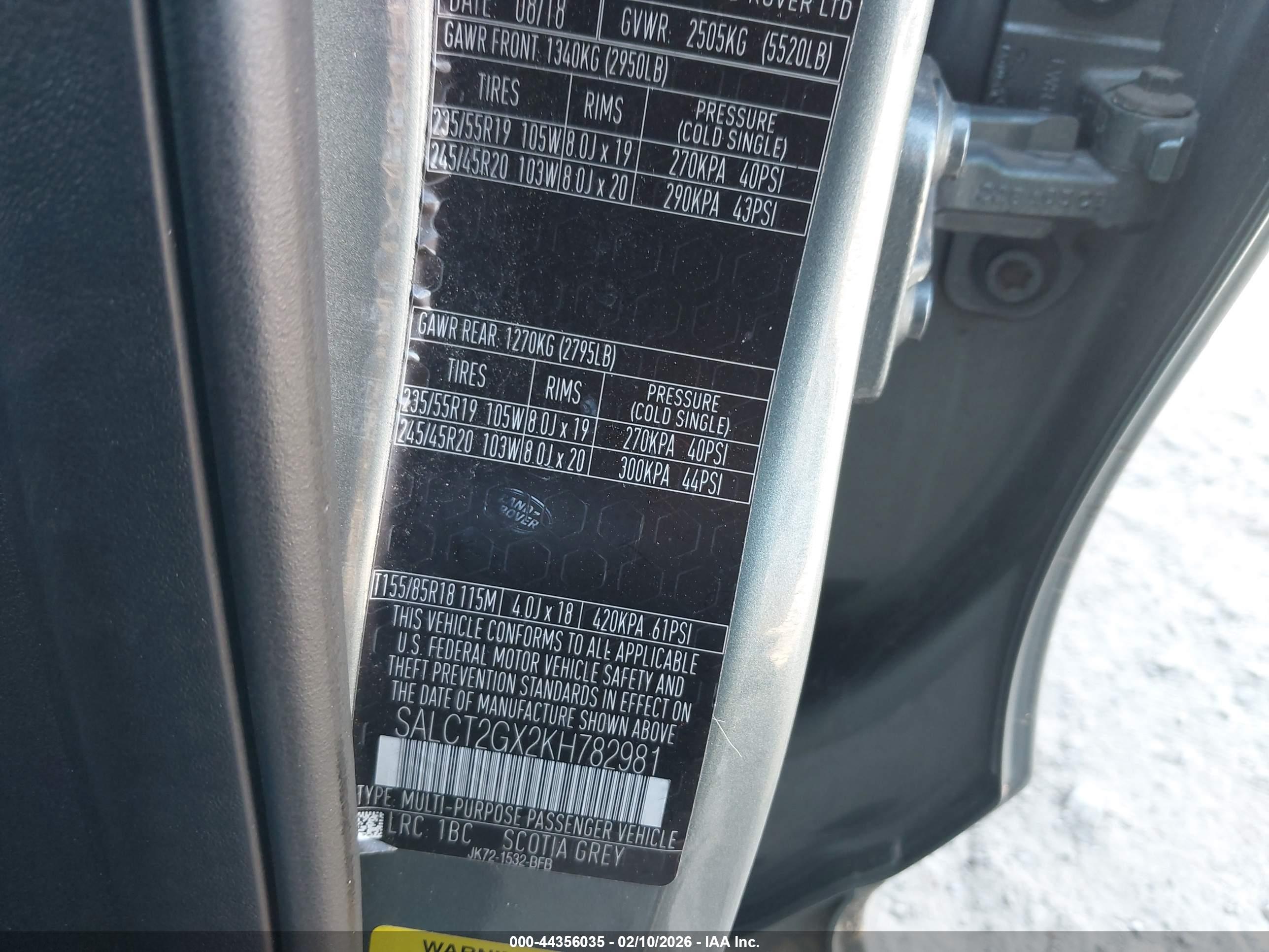 LAND ROVER image 9