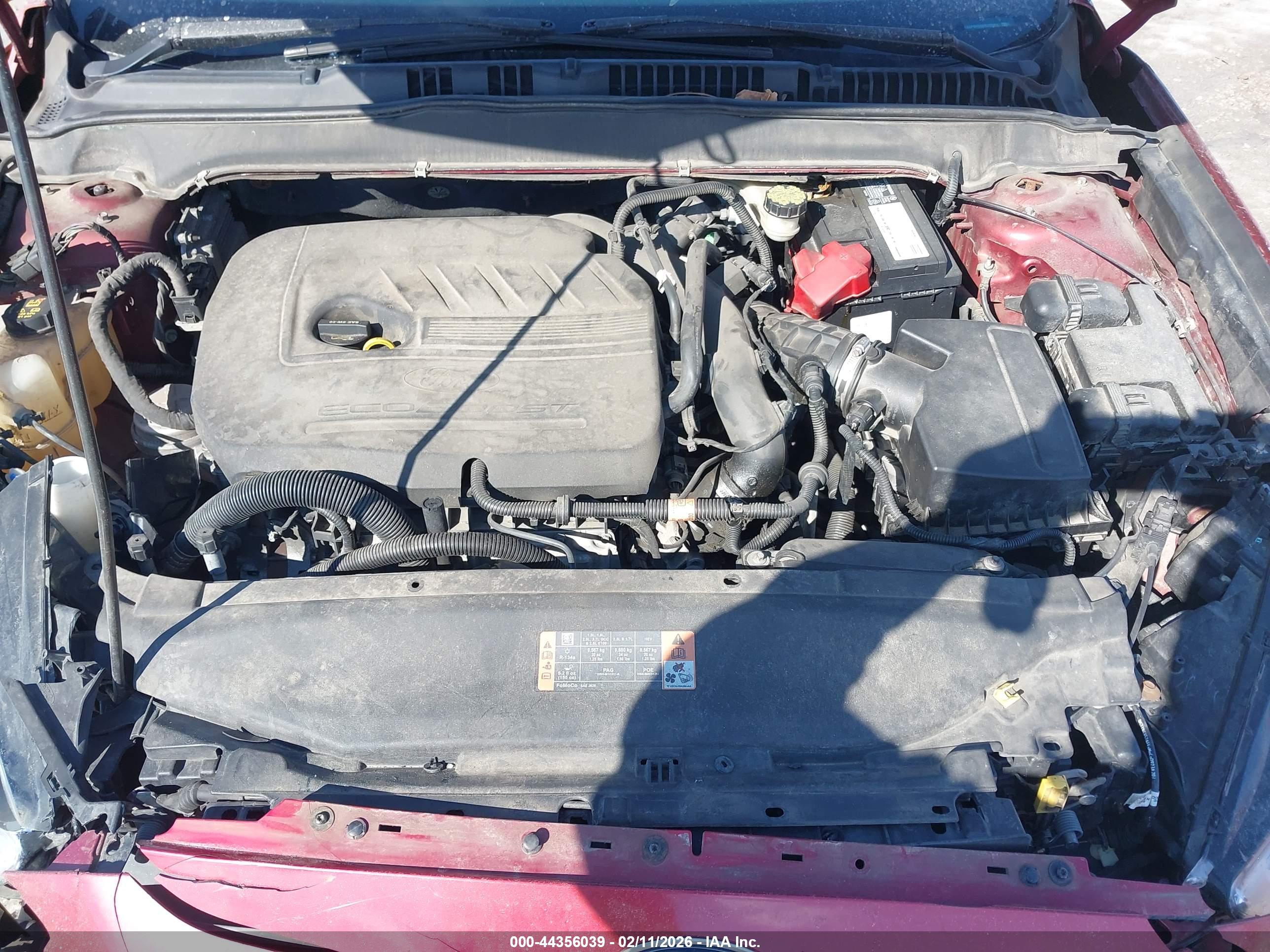 FORD FUSION image 10