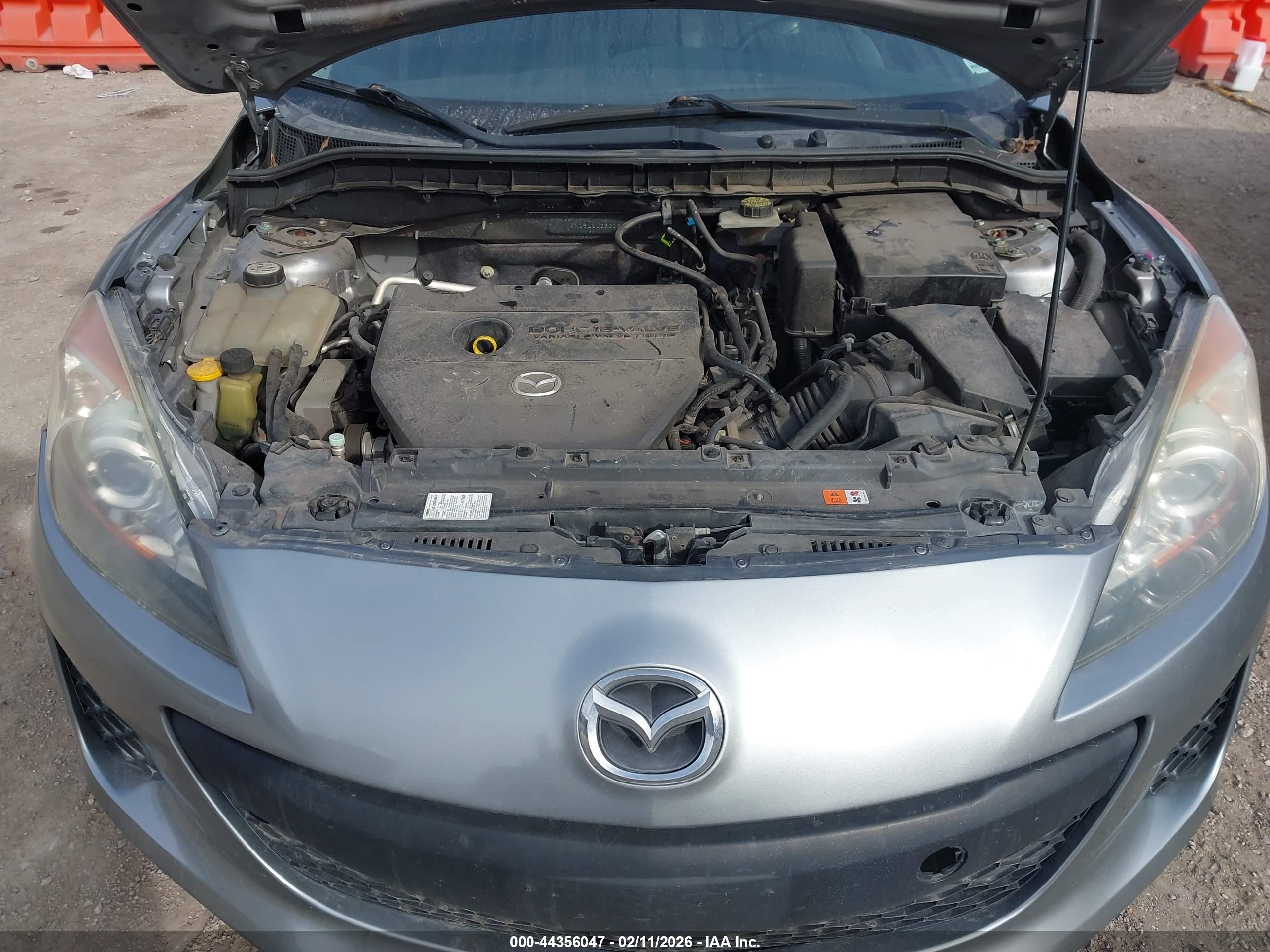 MAZDA MAZDA3 image 10