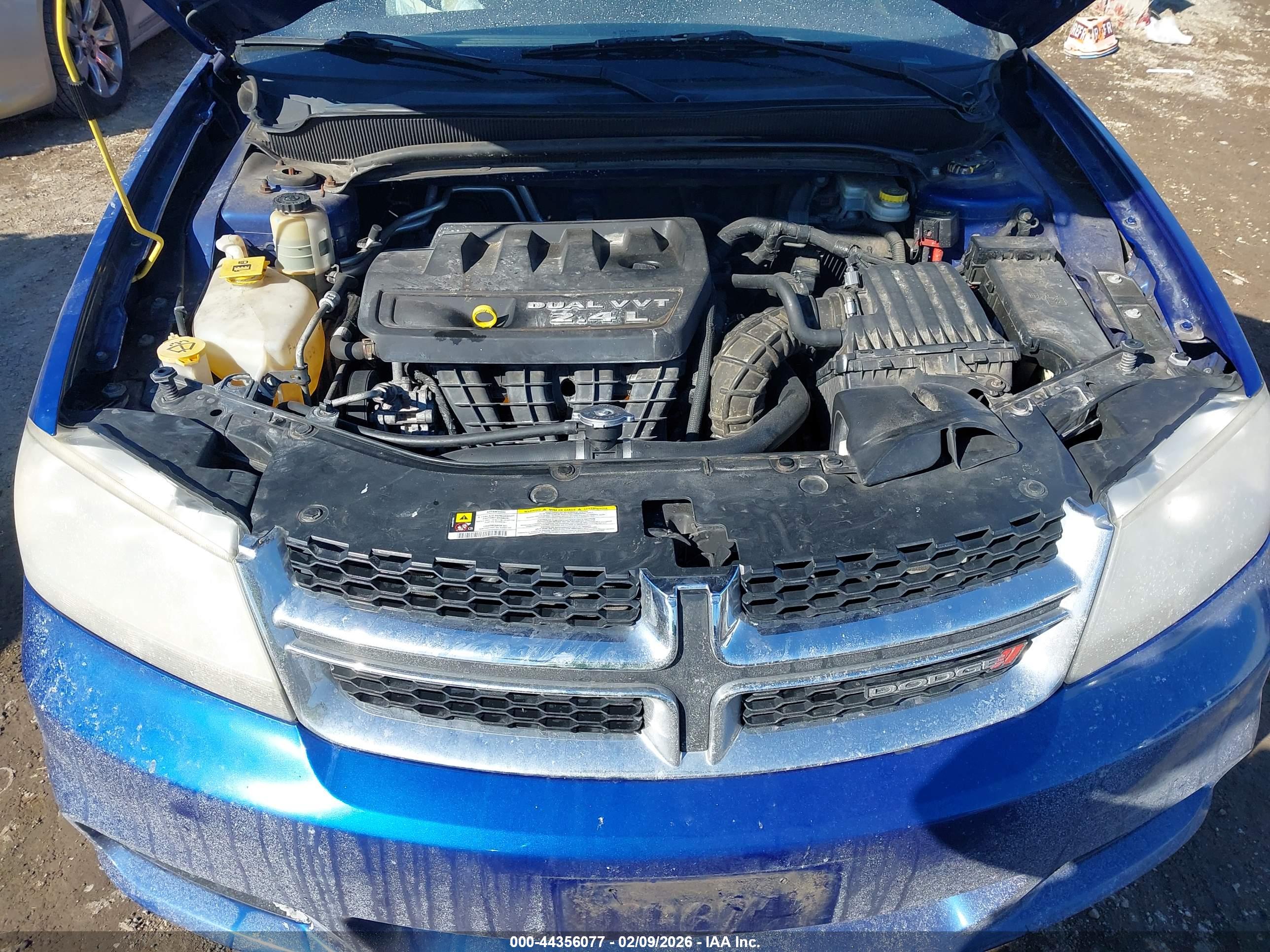 DODGE AVENGER image 10