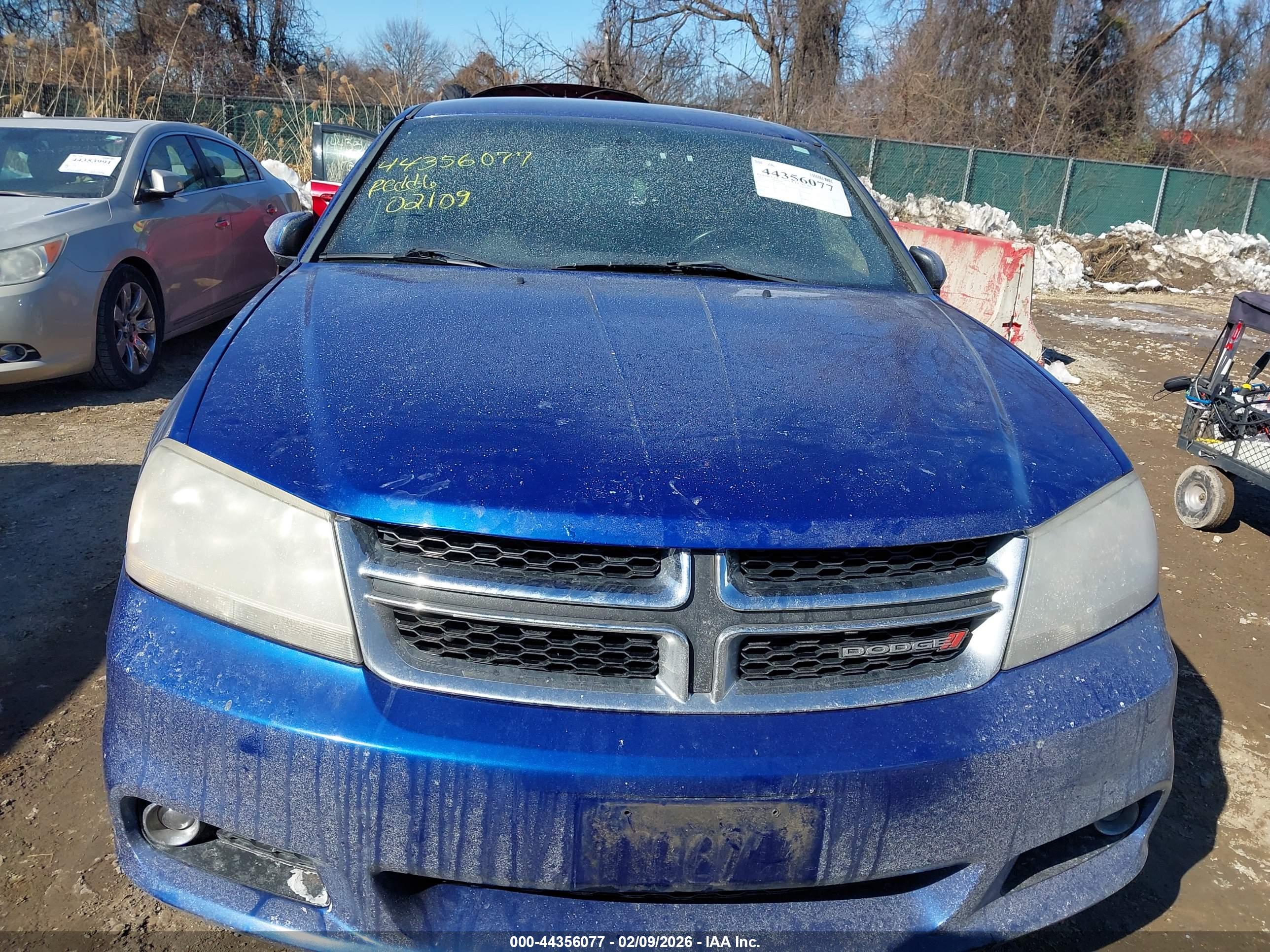 DODGE AVENGER image 6