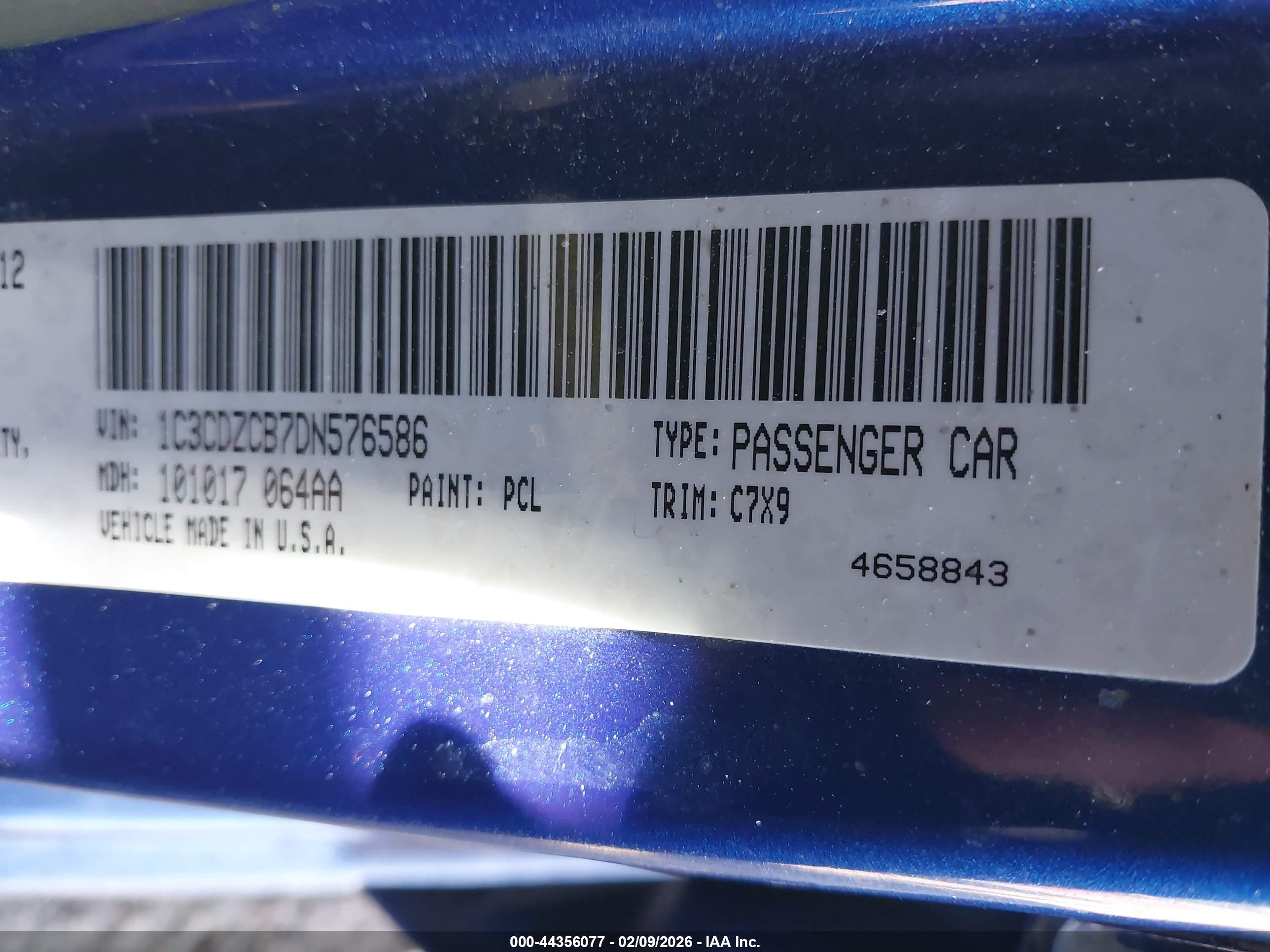 DODGE AVENGER image 9