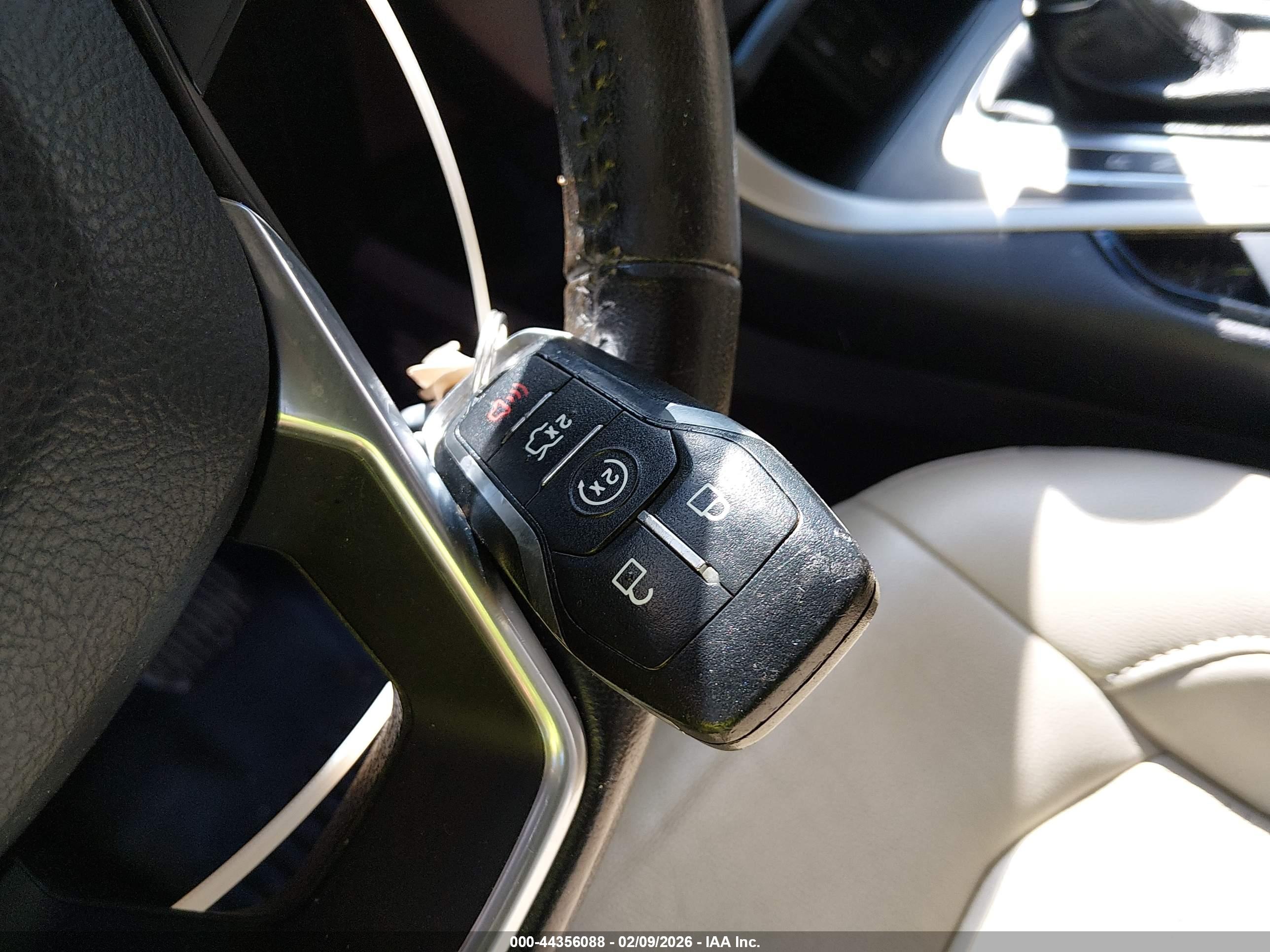 FORD EDGE image 11