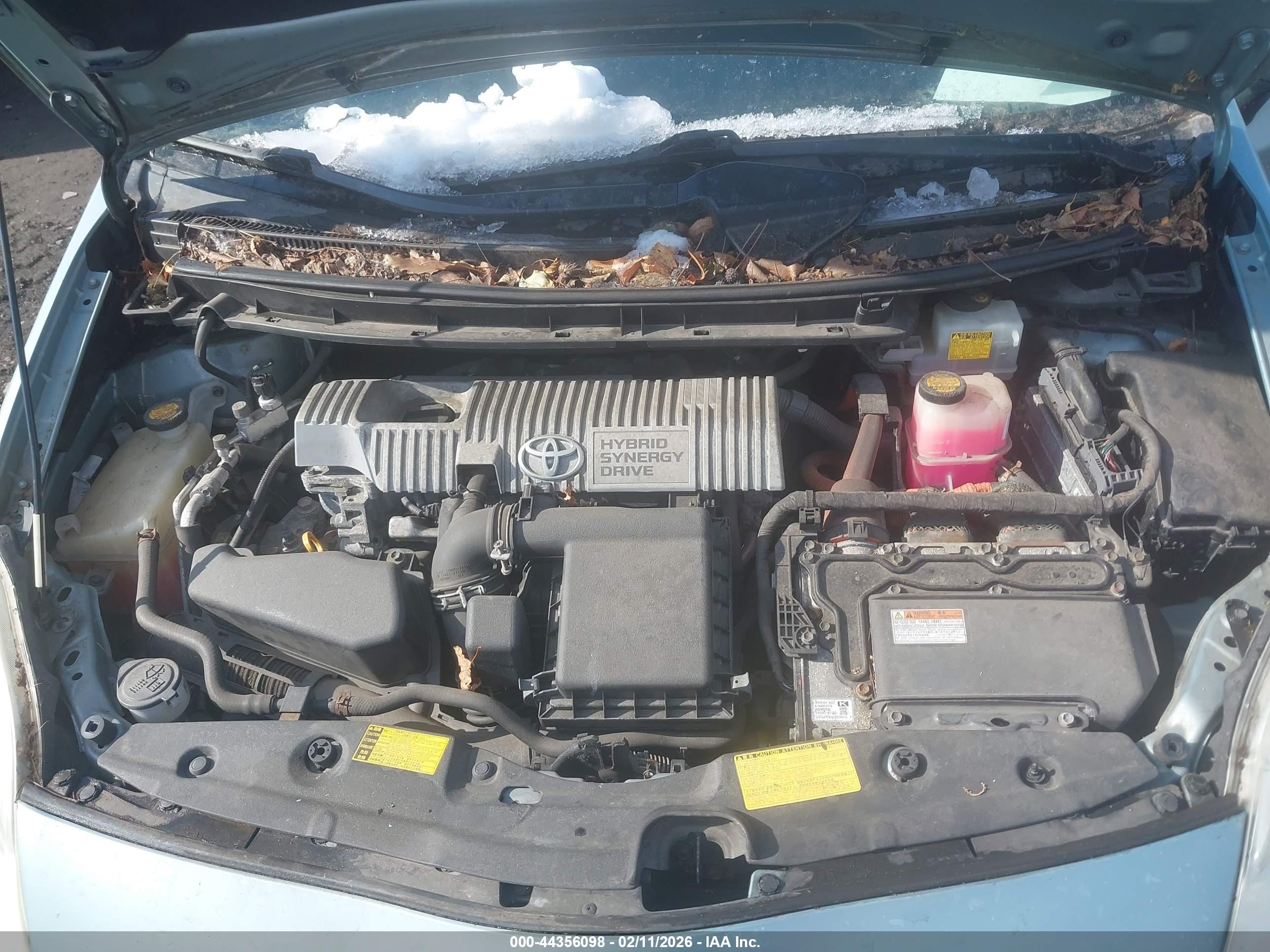 TOYOTA PRIUS image 10