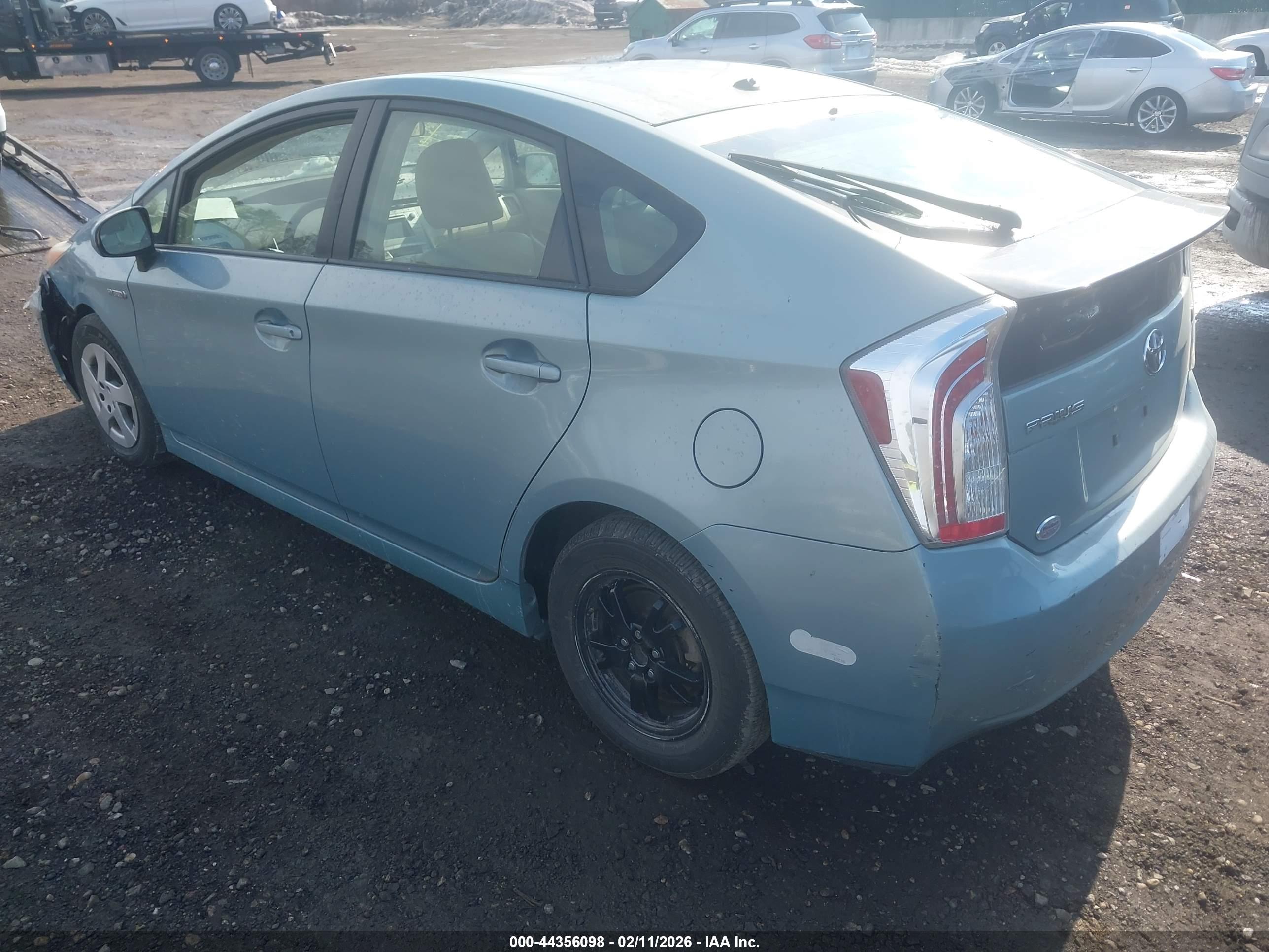 TOYOTA PRIUS image 3