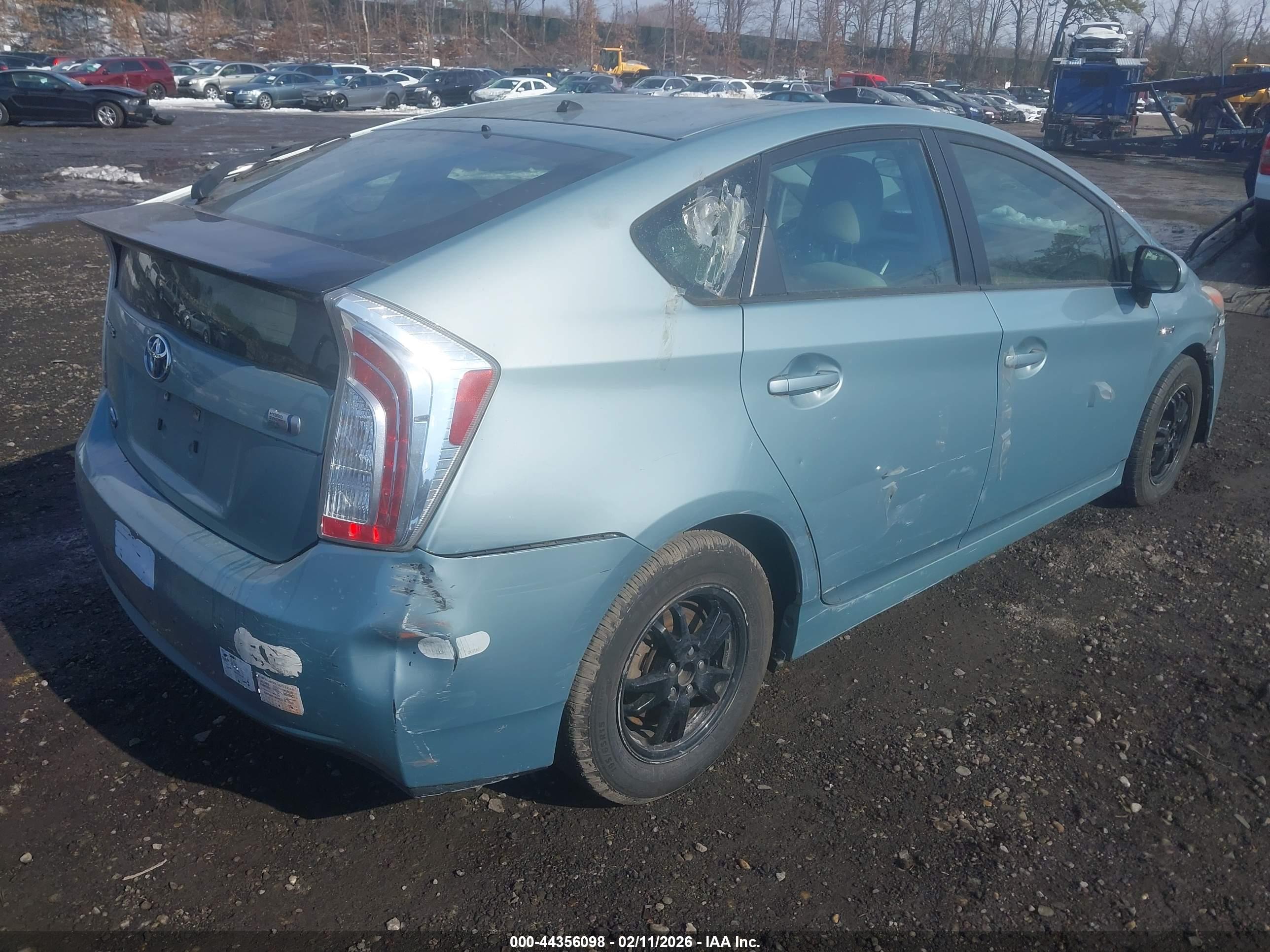 TOYOTA PRIUS image 4