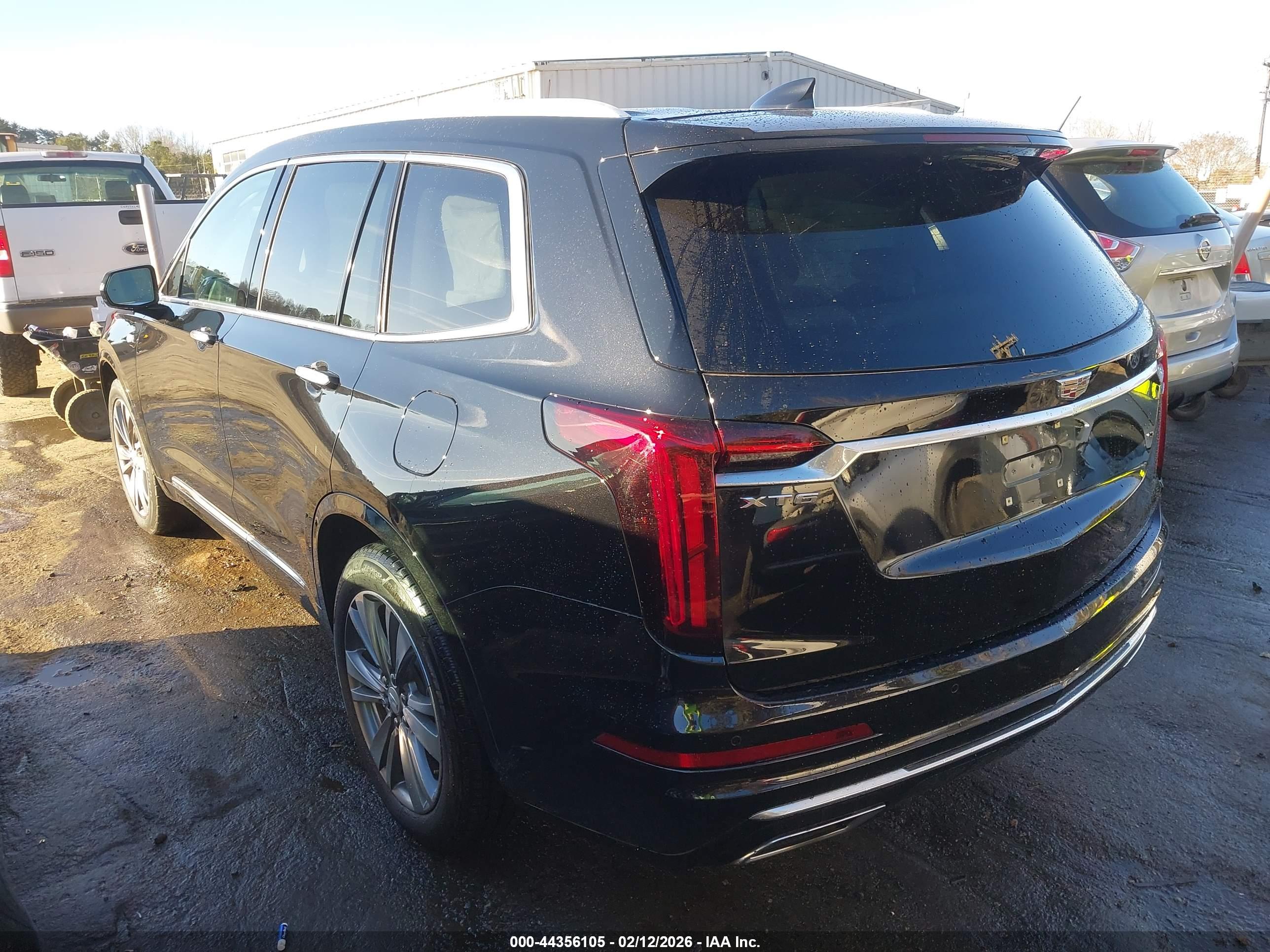 CADILLAC XT6 image 3