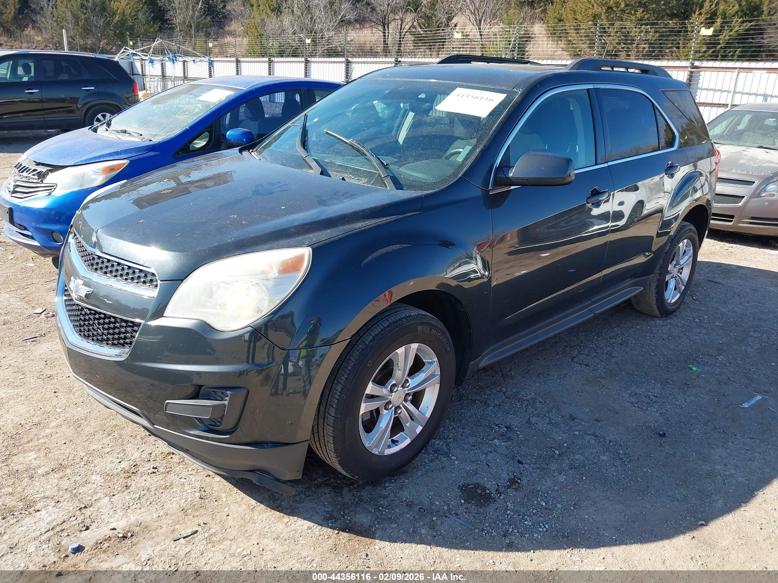 CHEVROLET EQUINOX image 2