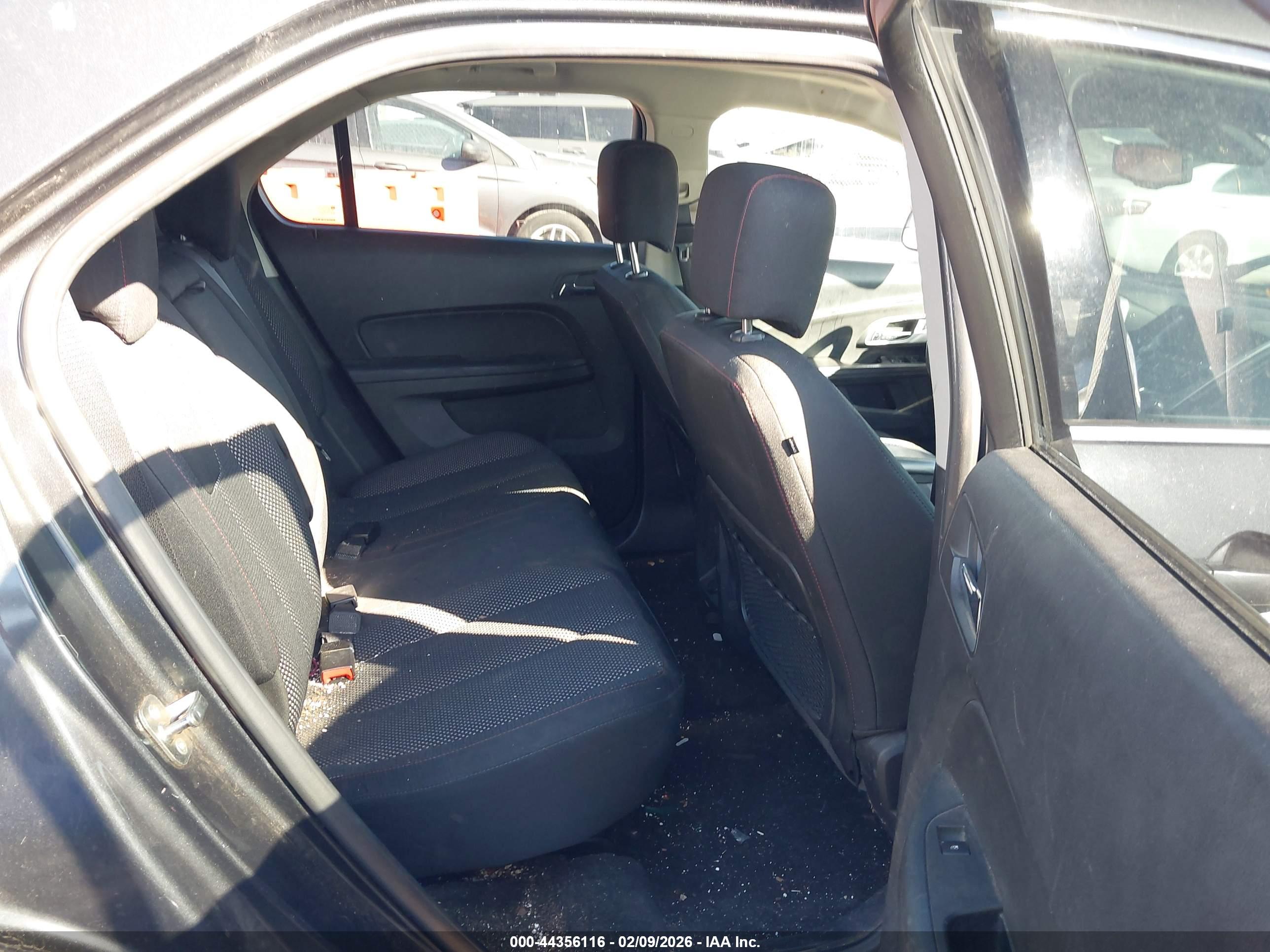 CHEVROLET EQUINOX image 8