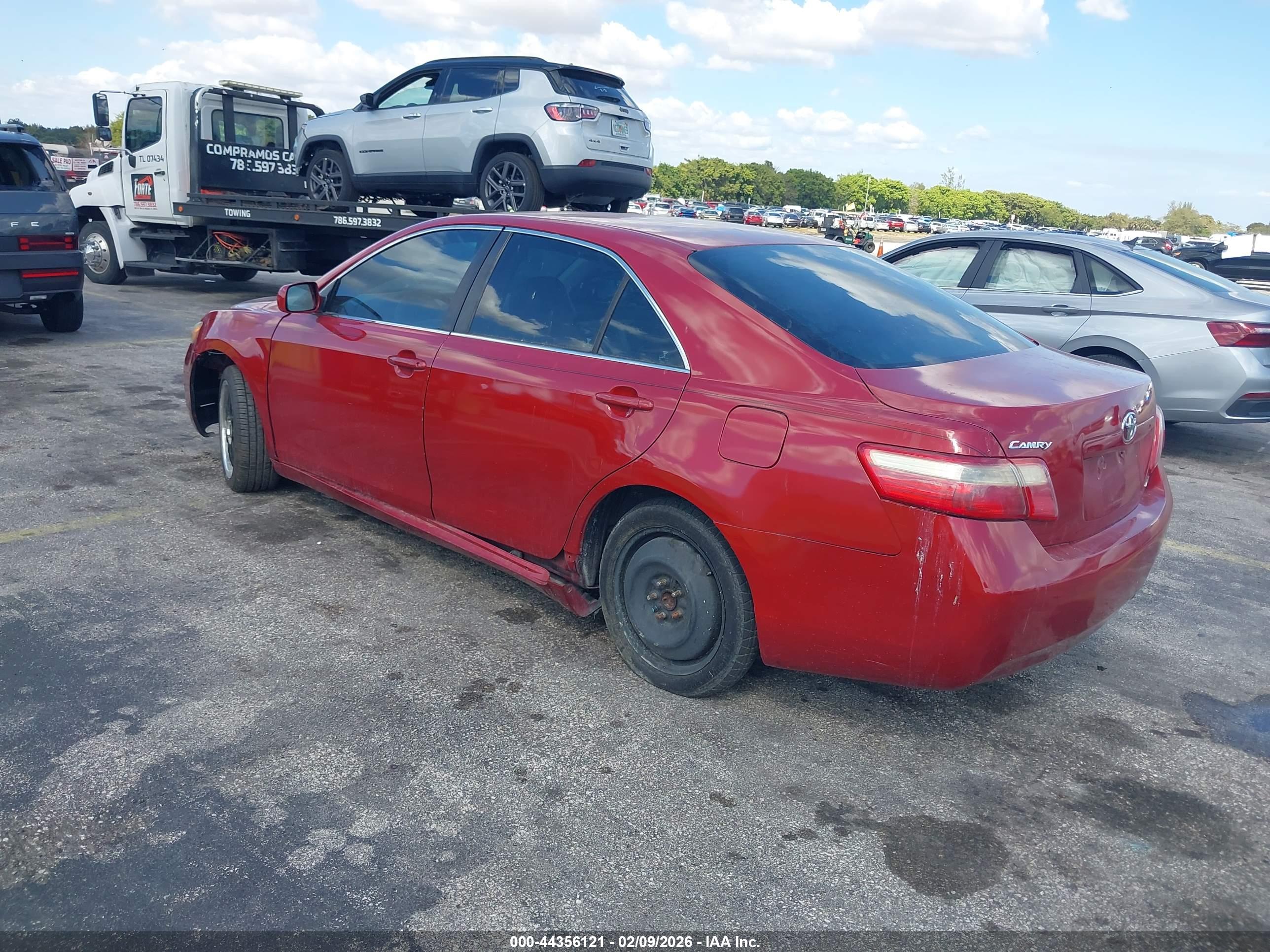 TOYOTA CAMRY image 3
