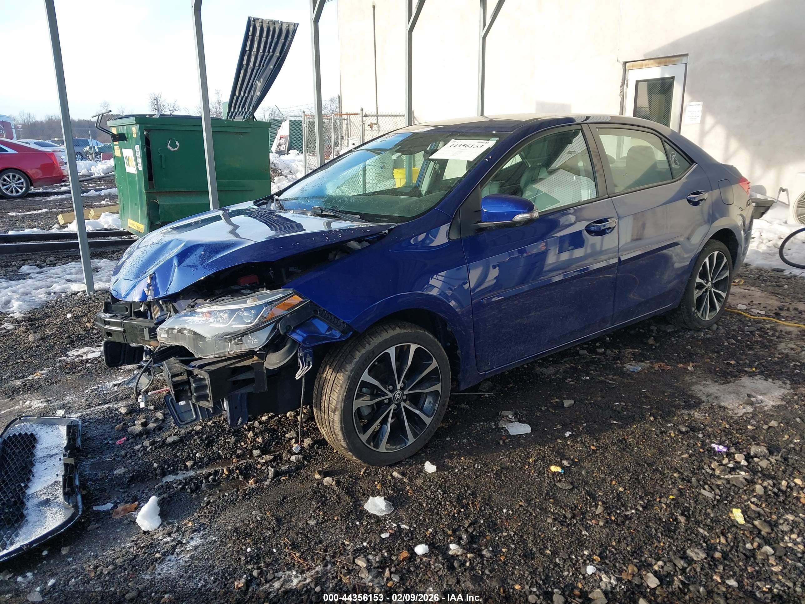 TOYOTA COROLLA image 2