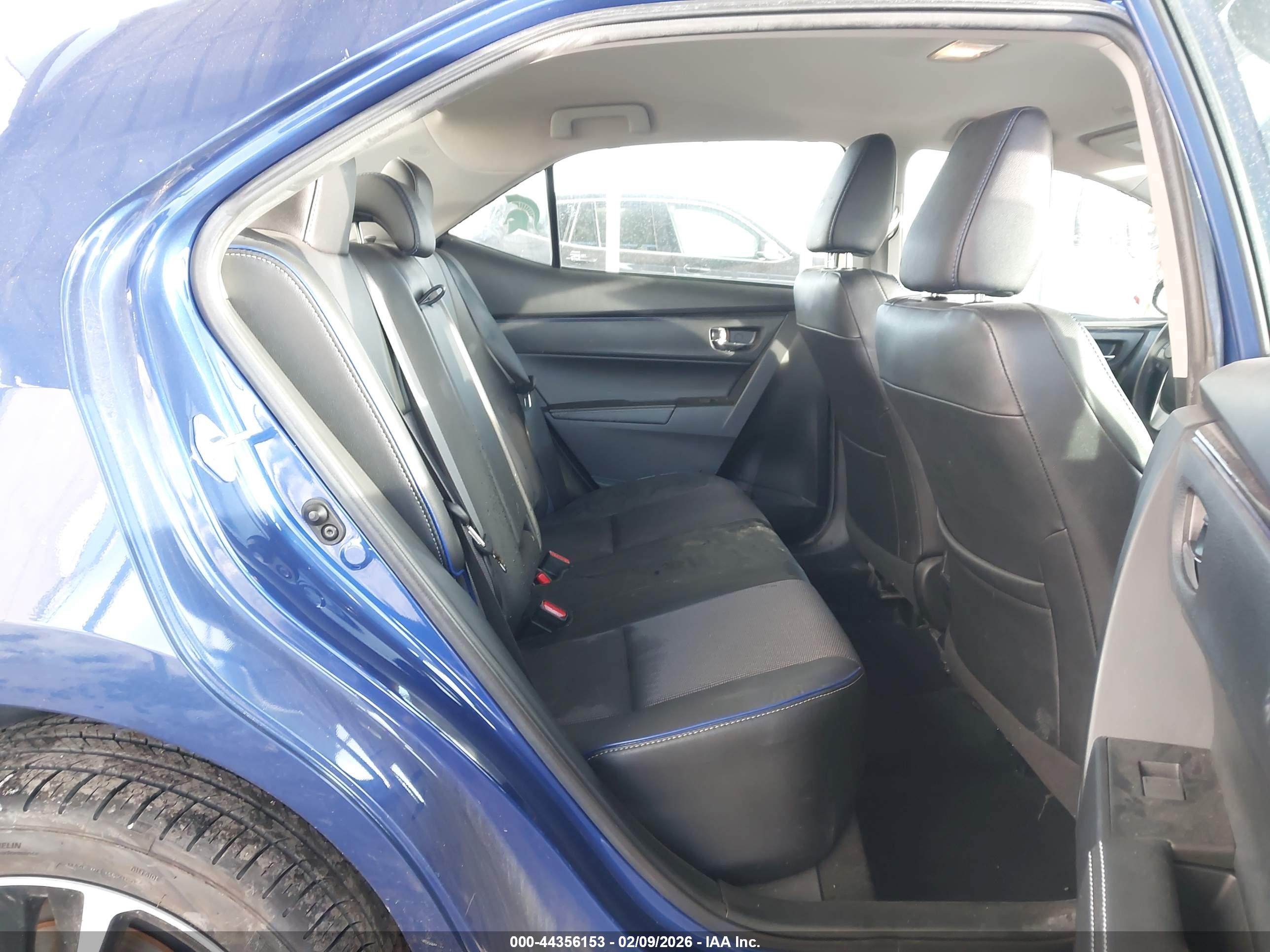 TOYOTA COROLLA image 8