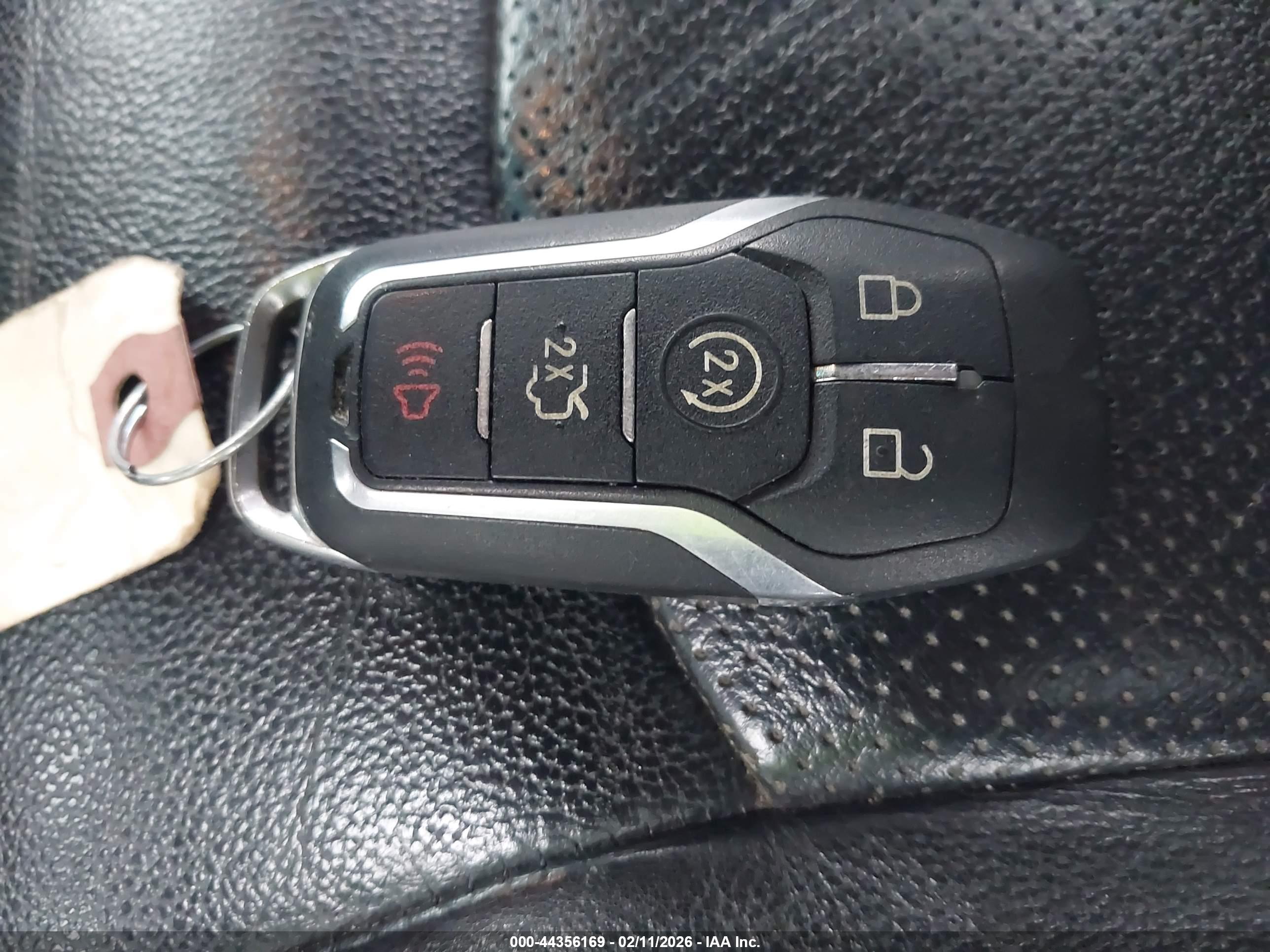 FORD EXPLORER image 11