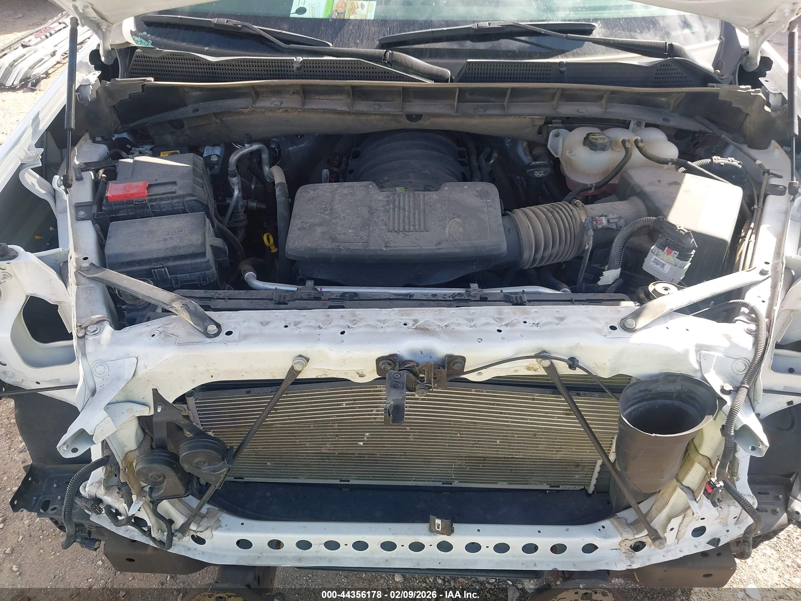 GMC SIERRA image 10